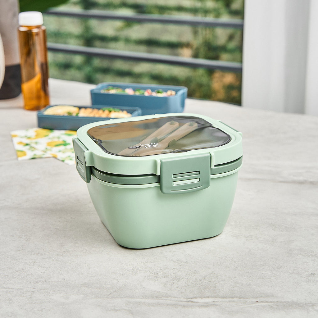 Bento Tek 58 oz Green Lunch Box - BPA-Free, Microwave-Safe, with Fork and Knife - 7 1/4" x 7 1/4" x 4 1/4" - 10 count box