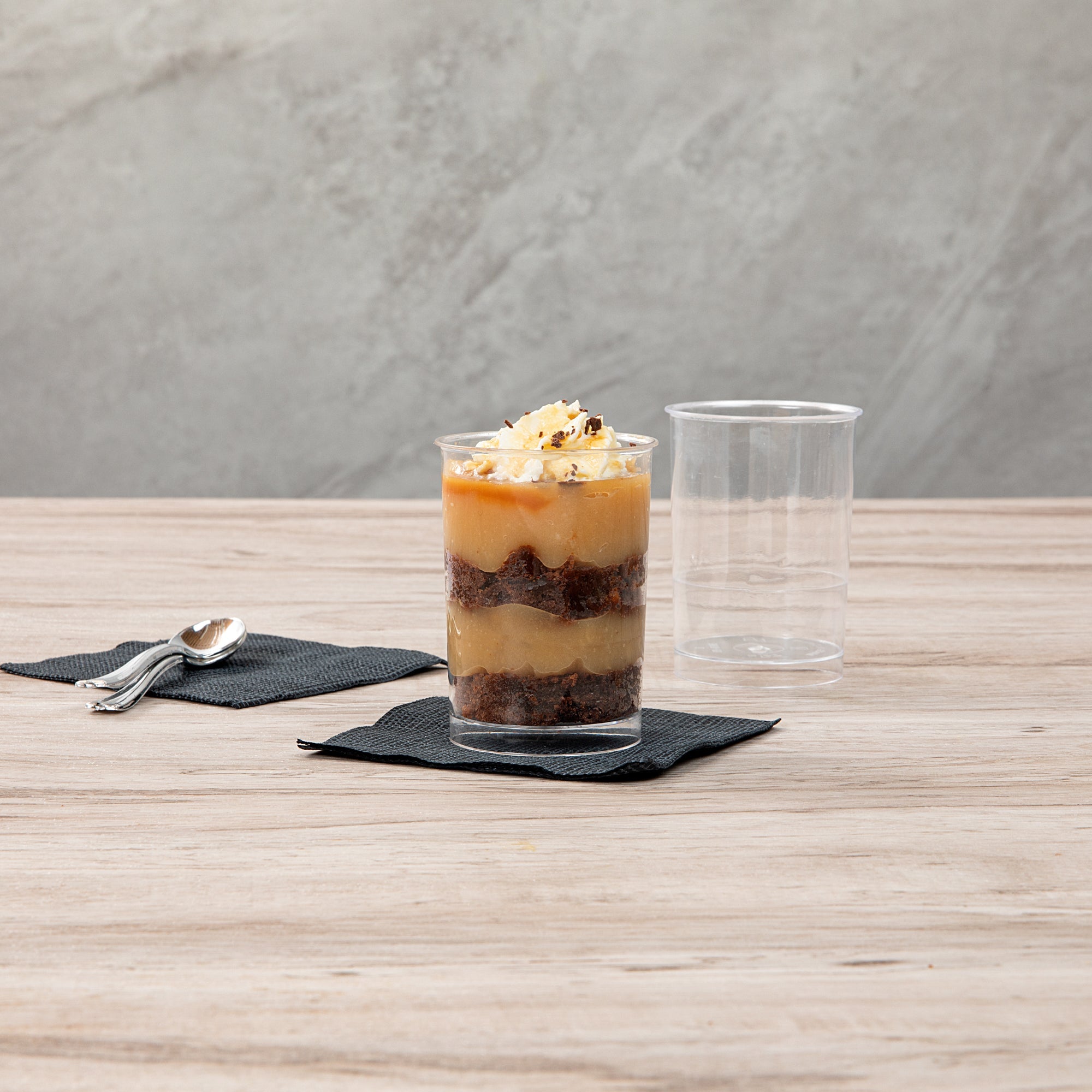 Mini Serve 5 oz Round Clear Plastic Dessert Cup - 2 1/4" x 2 1/4" x 3 1/4" - 100 count box