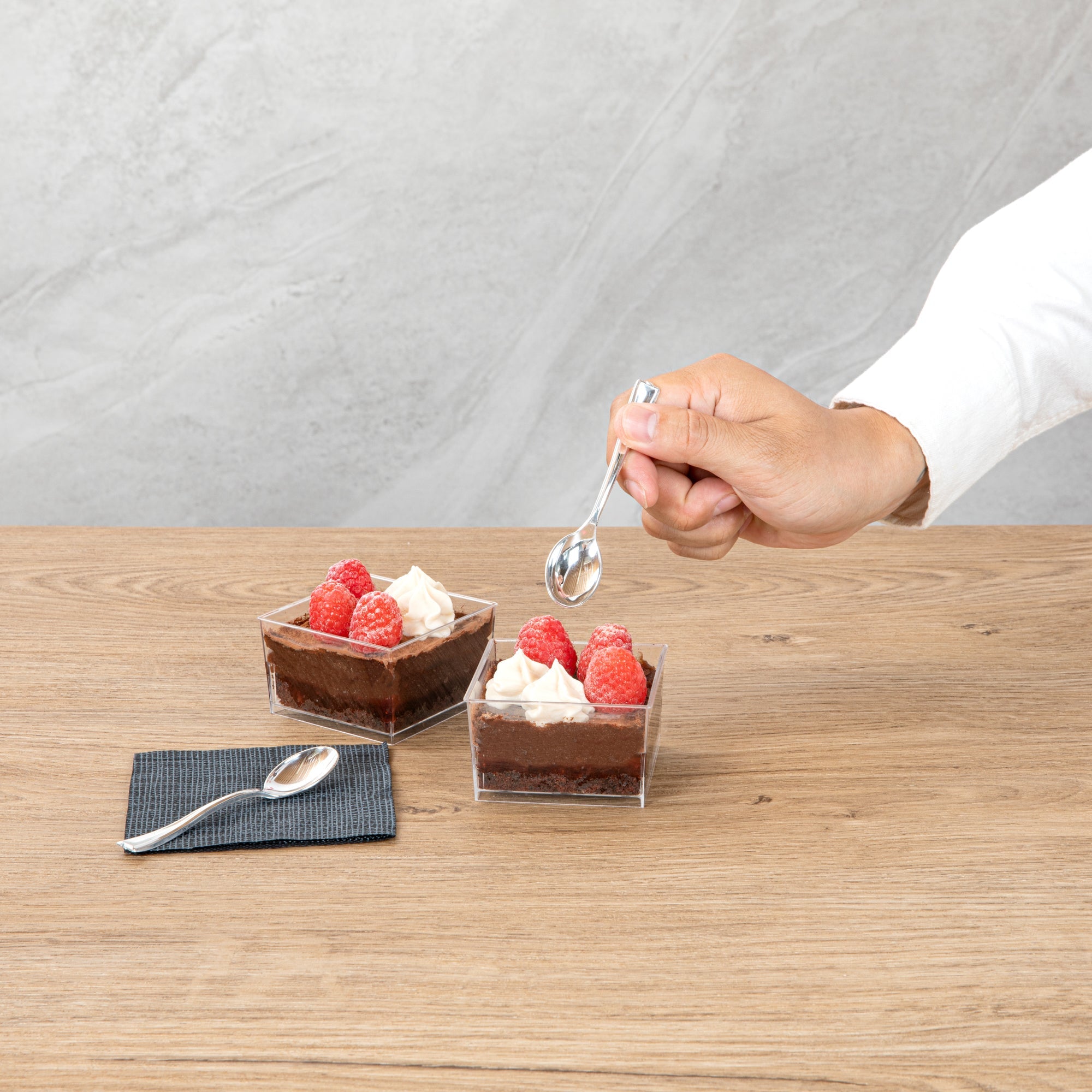 Mini Serve 5 oz Square Clear Plastic Dessert Cup - 2 3/4'' x 2 3/4'' x 1 3/4'' - 25 count box