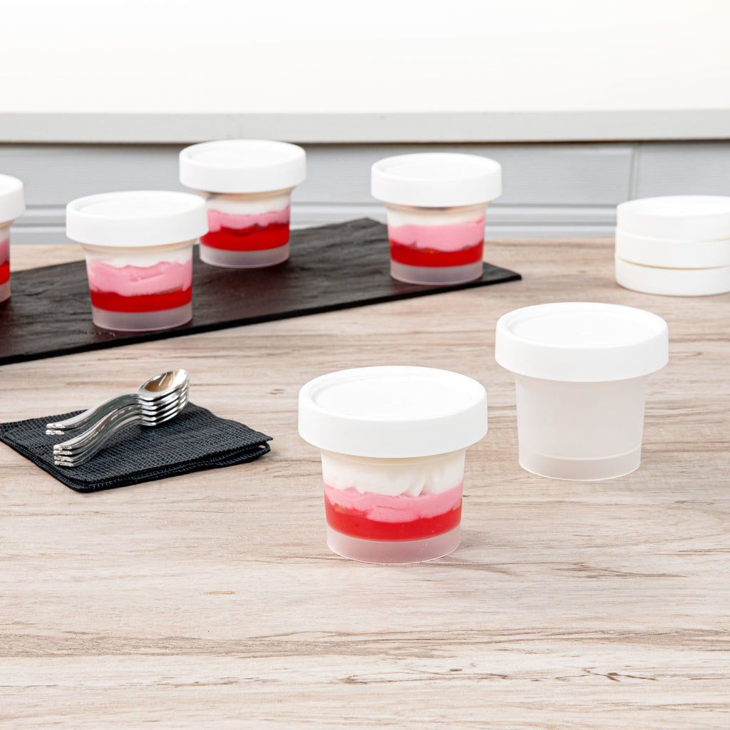 Mini Serve 5 oz Round Clear Plastic Dessert Cup - with Lid - 3'' x 3'' x 2 1/2'' - 100 count box