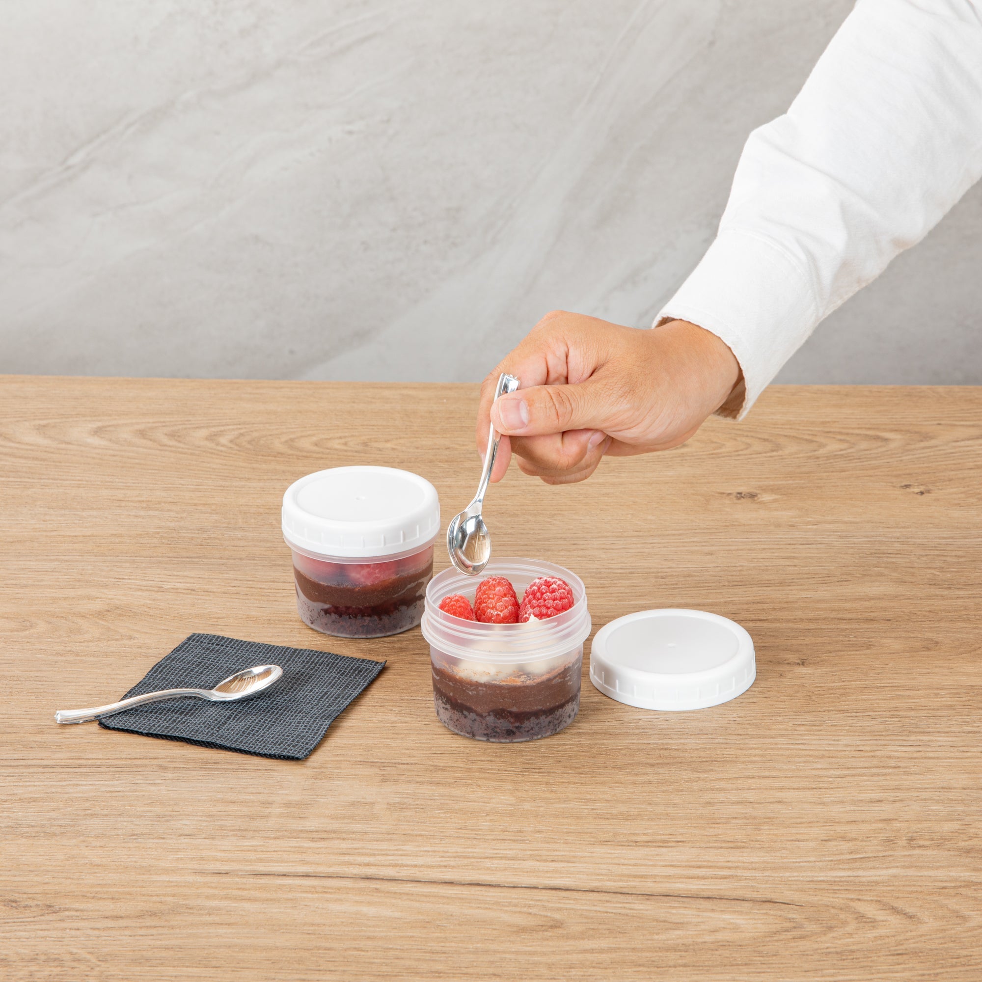 Mini Serve 7 oz Round Clear Plastic Dessert Cup - with Lid - 2 3/4'' x 2 3/4'' x 2 1/2'' - 25 count box