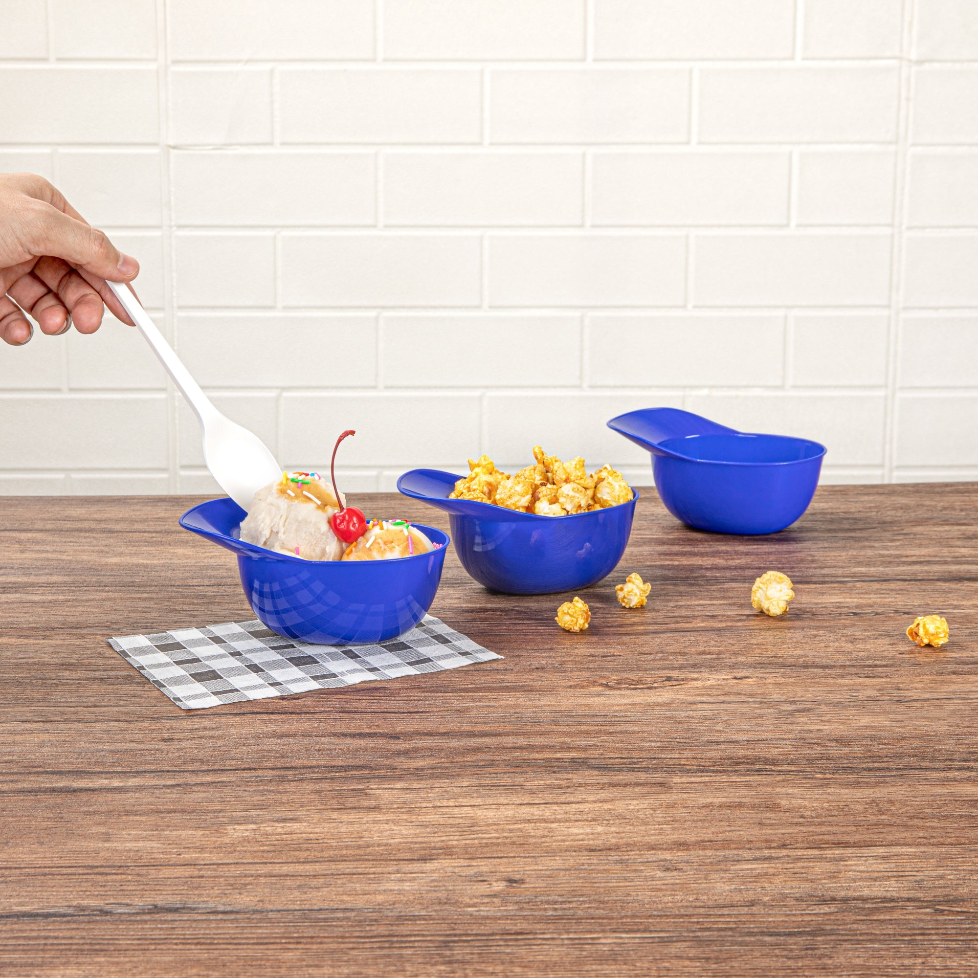 Mini Serve 8 oz Blue Plastic Baseball Helmet Ice Cream / Snack Bowl - 10 count box