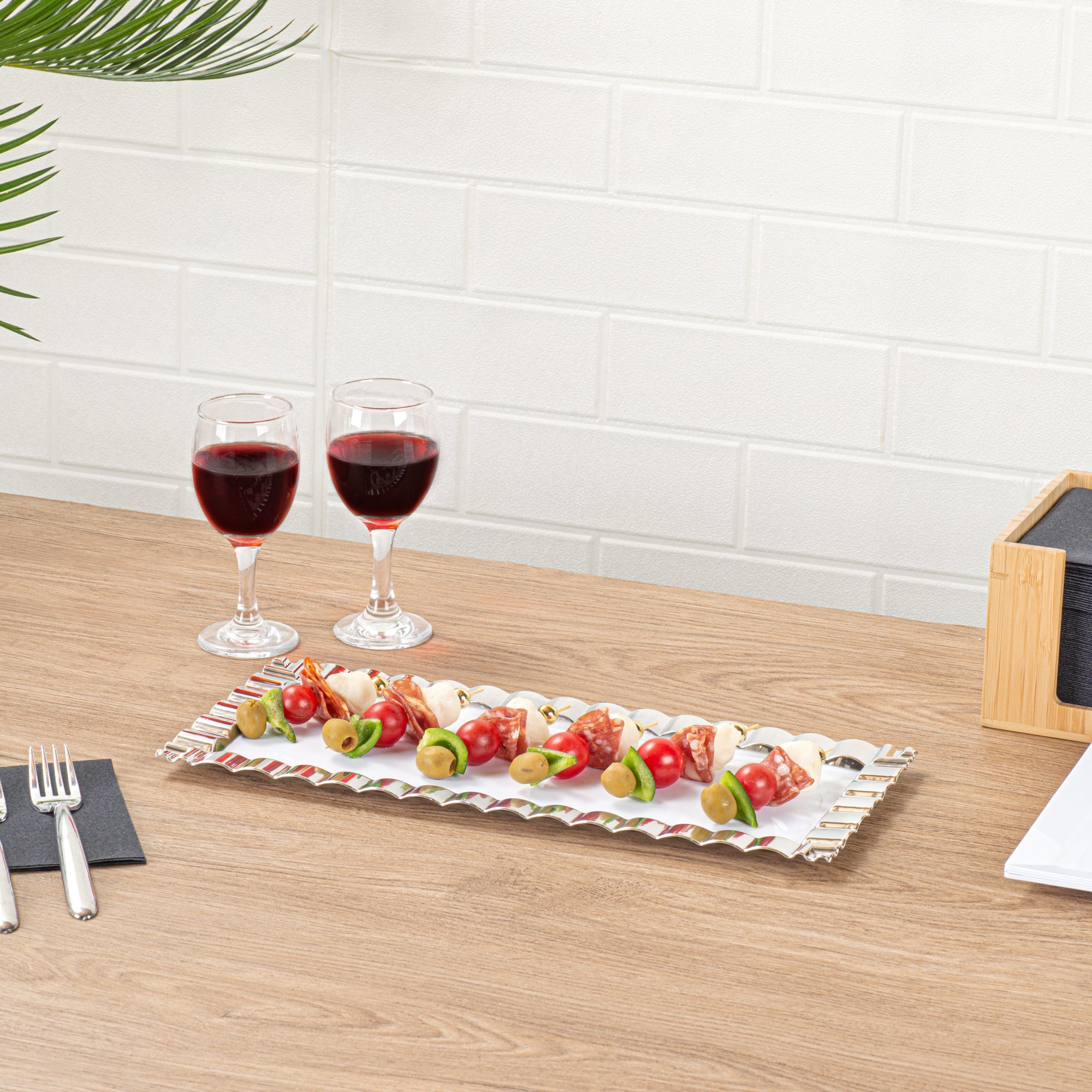 Maxi Serve Rectangle White Plastic Plate - with Silver Ruffled Rim - 14 1/4" x 6 1/4" - 100 count box