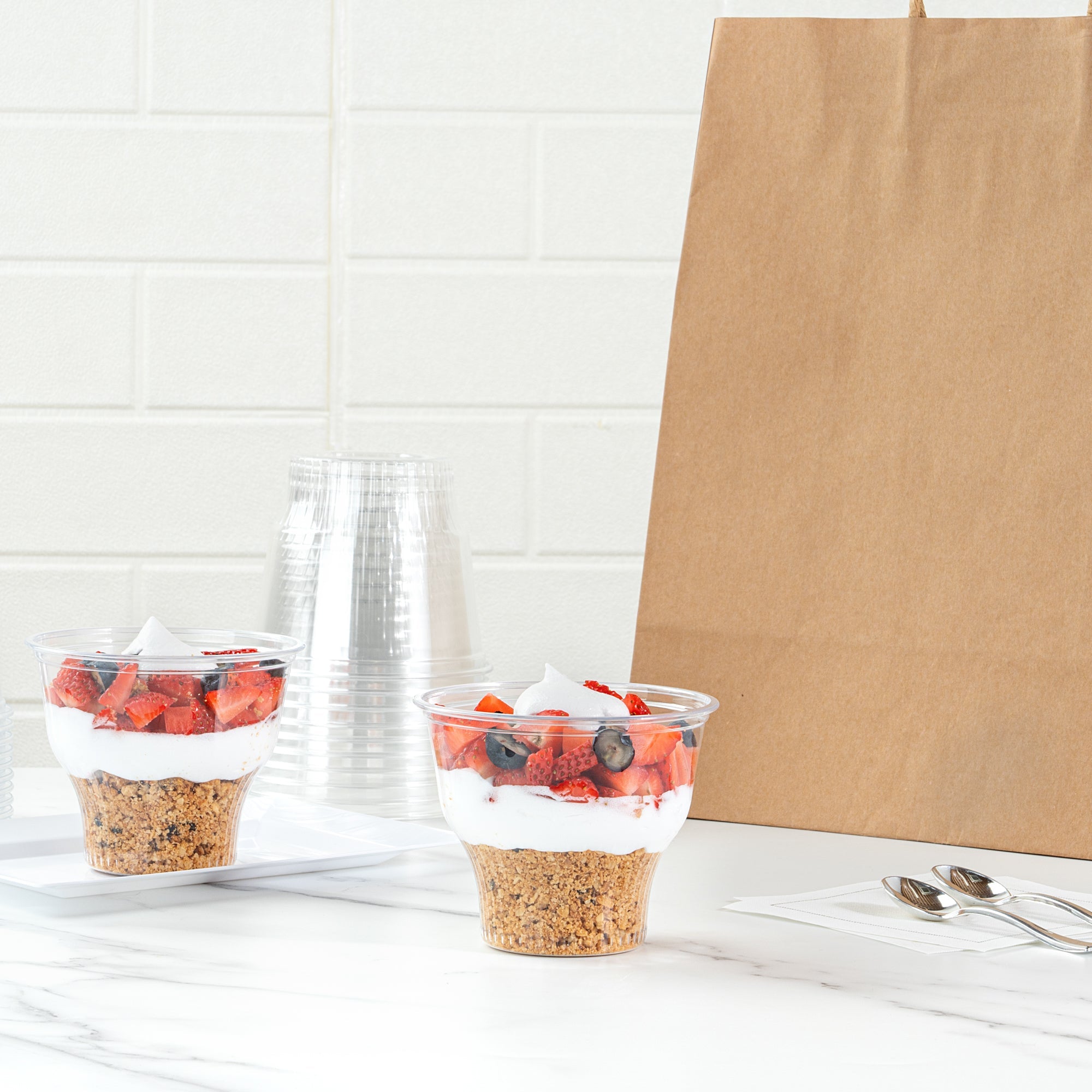 Chef 101 14 oz Round Clear Plastic Dessert Cup - 3 3/4" x 3 3/4" x 3 1/2" - 500 count box