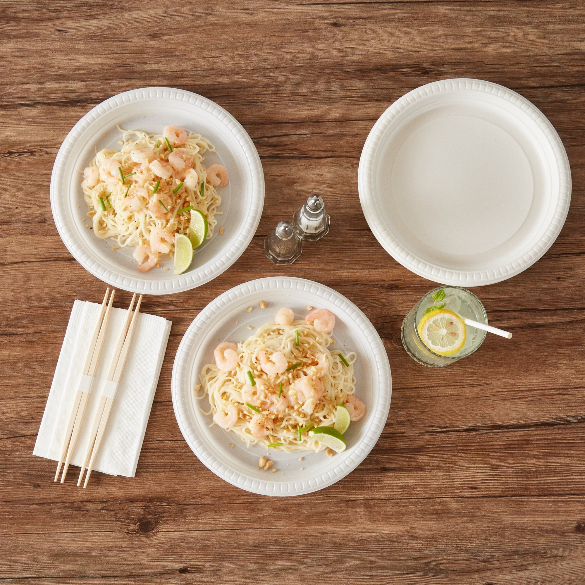 Chef 101 Round White Plastic Plate - Microwavable - 10 1/4" x 10 1/4" x 3/4" - 100 count box