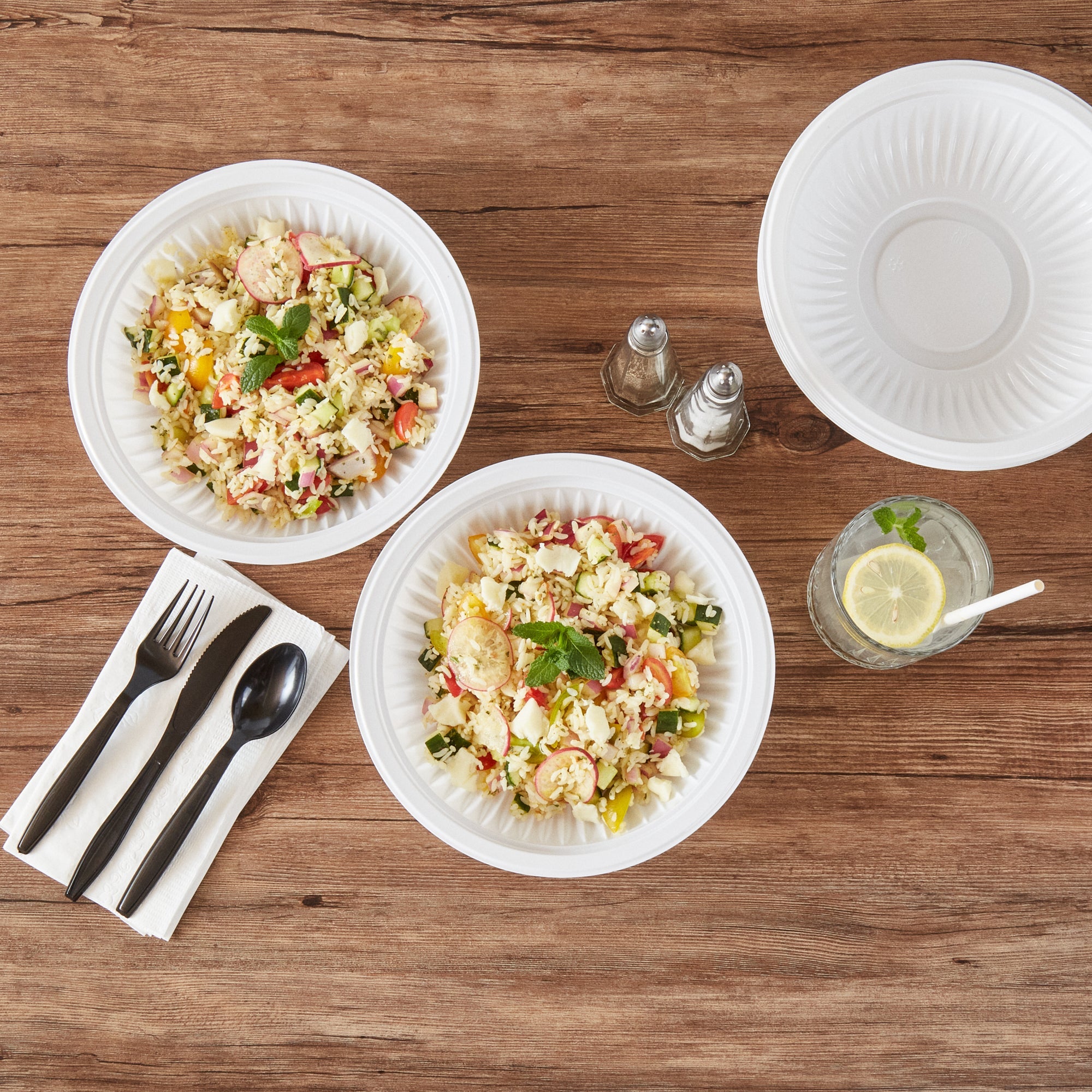 Chef 101 34 oz Round White Plastic Bowl - Microwavable - 9" x 9" x 2" - 50 count box