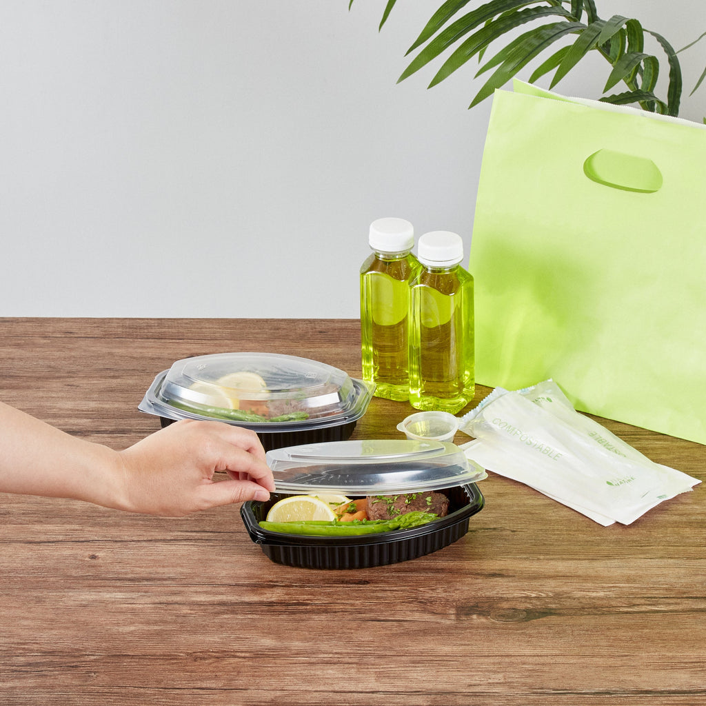 Chef 101 16 oz Oval Black Plastic Food Container - with Clear Lid, Microwavable - 8" x 5 1/2" x 2 1/4" - 50 count box