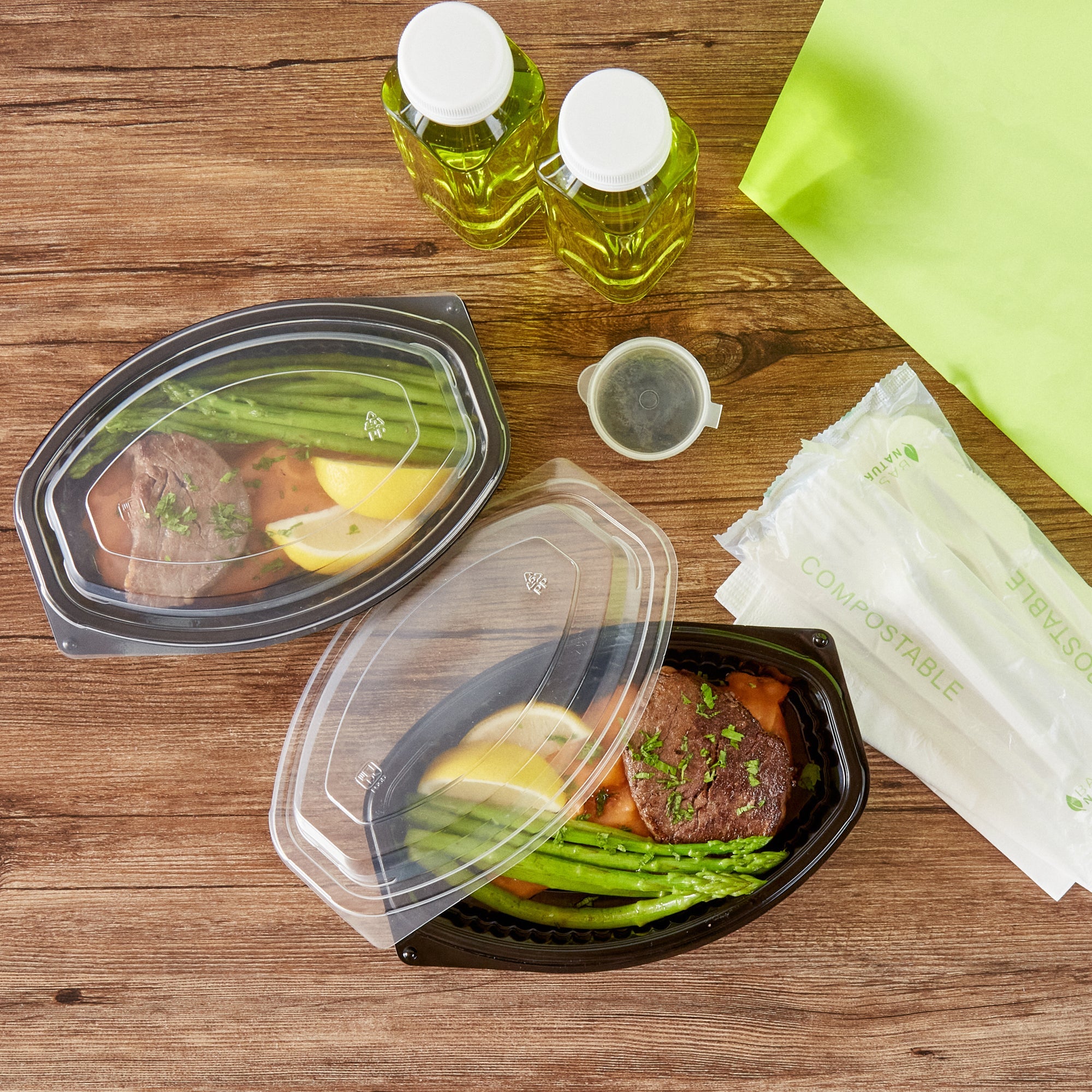 Chef 101 16 oz Oval Black Plastic Food Container - with Clear Lid, Microwavable - 8" x 5 1/2" x 2 1/4" - 50 count box