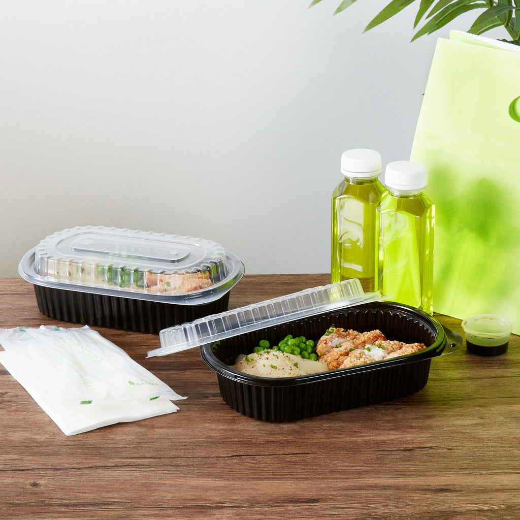 Chef 101 32 oz Oval Black Plastic Food Container - with Clear Dome Lid, Microwavable - 9 1/4" x 6" x 2 1/2" - 50 count box