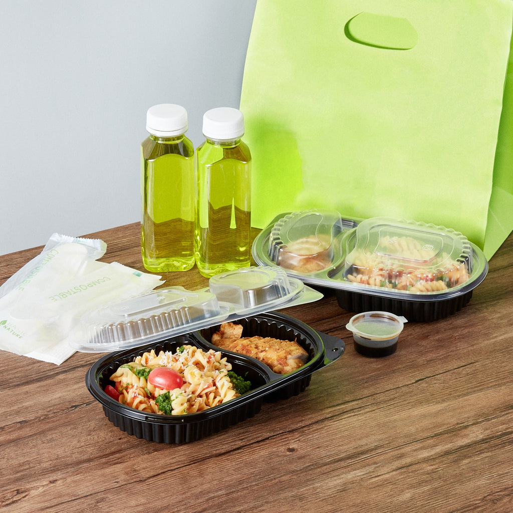 Chef 101 20 oz Oval Black Plastic Food Container - with Clear Dome Lid, Microwavable - 9 1/4" x 6" x 2 1/4" - 50 count box