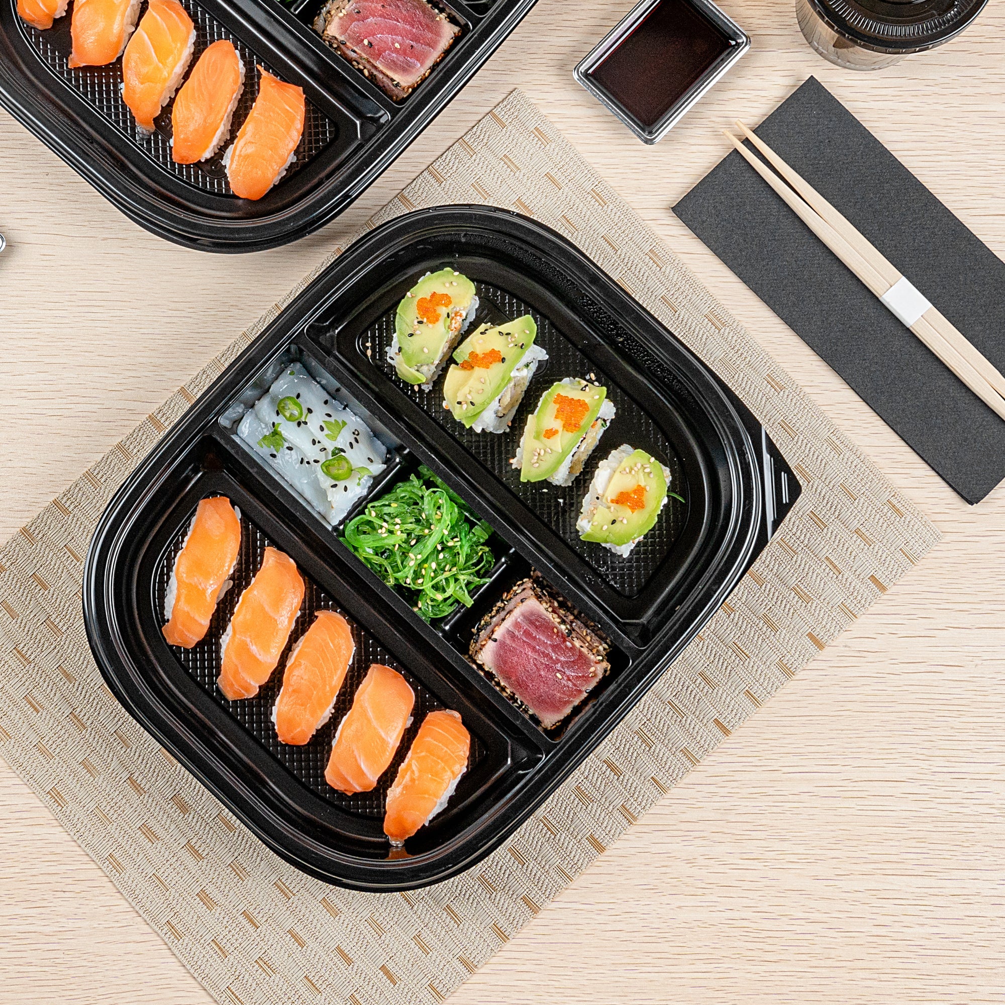 Bento Tek 51 oz Rectangle Black Plastic Bento Box - 5 Compartments - 12 1/4" x 9 3/4" x 1 1/2" - 100 count box