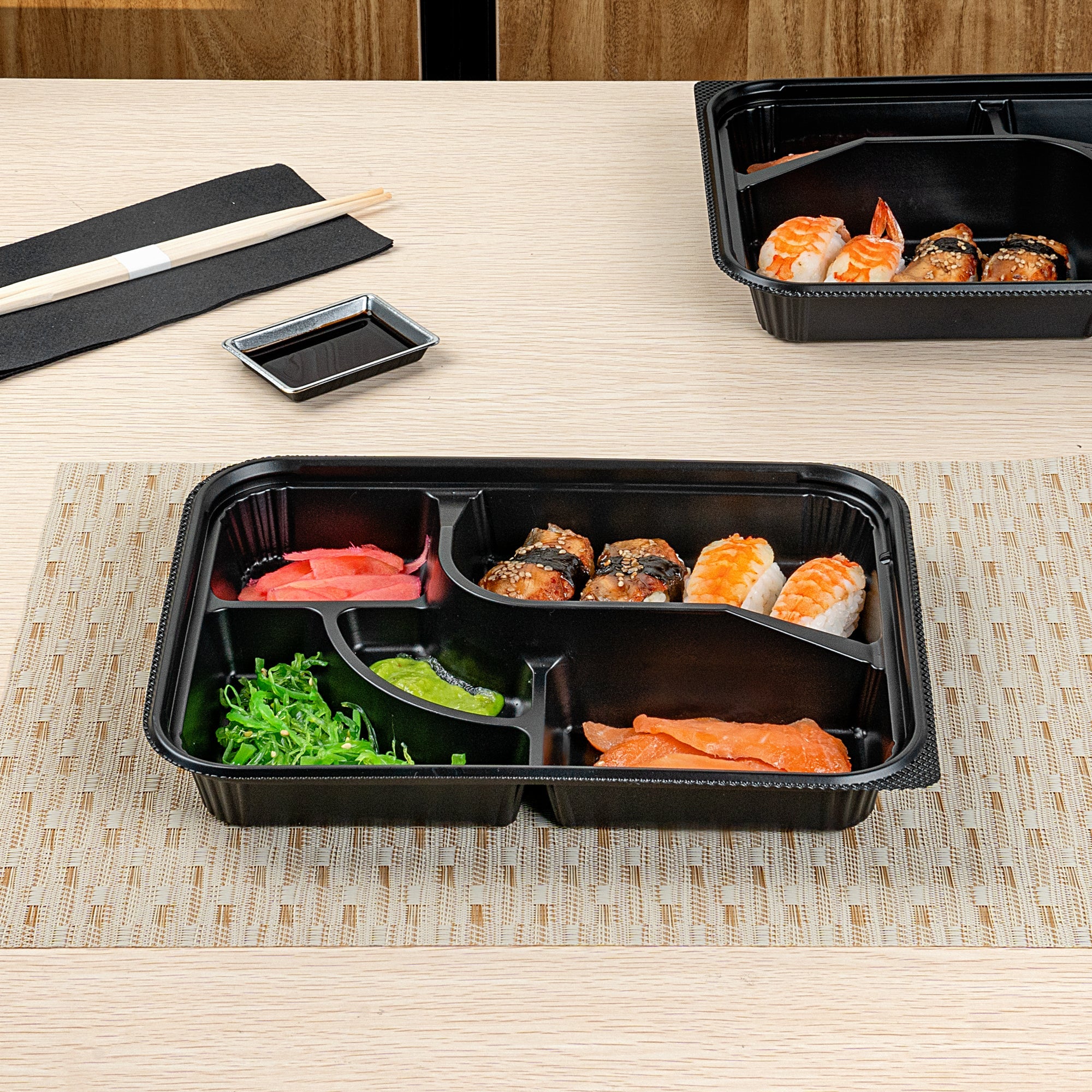 Bento Tek 26 oz Rectangle Black Plastic Bento Box - 5 Compartments - 10 1/2" x 8" x 1 3/4" - 100 count box