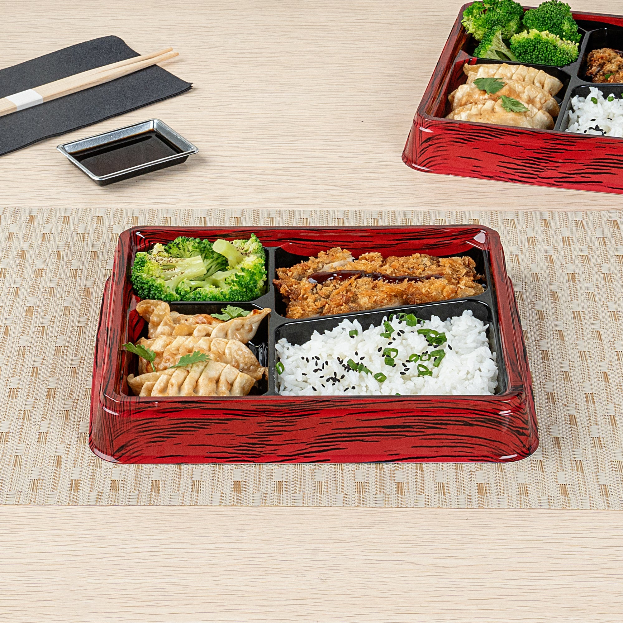 Bento Tek 19 oz Rectangle Red and Black Plastic Bento Box - 4 Compartments - 9 1/4" x 7 3/4" x 1 1/4" - 100 count box