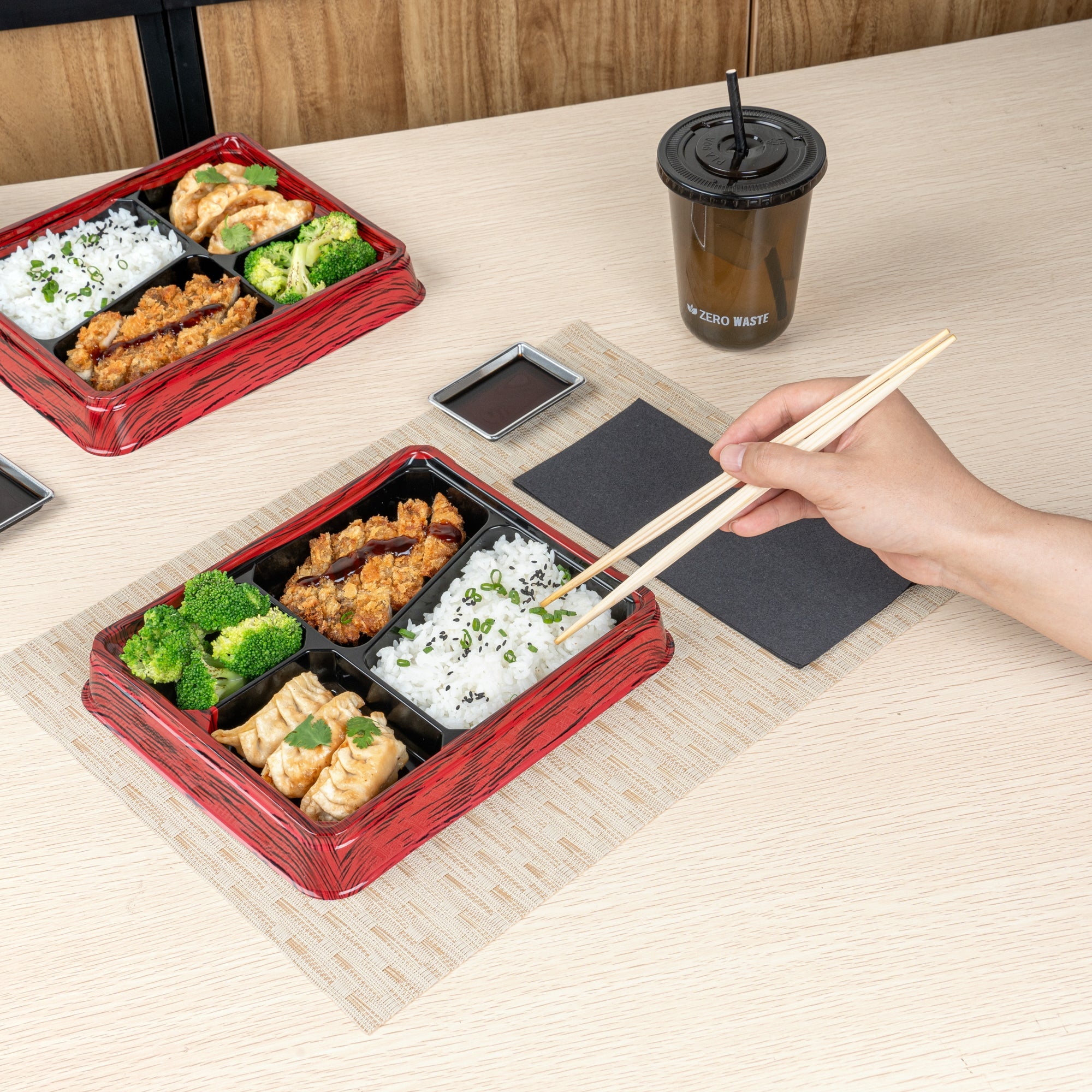 Bento Tek 19 oz Rectangle Red and Black Plastic Bento Box - 4 Compartments - 9 1/4" x 7 3/4" x 1 1/4" - 100 count box