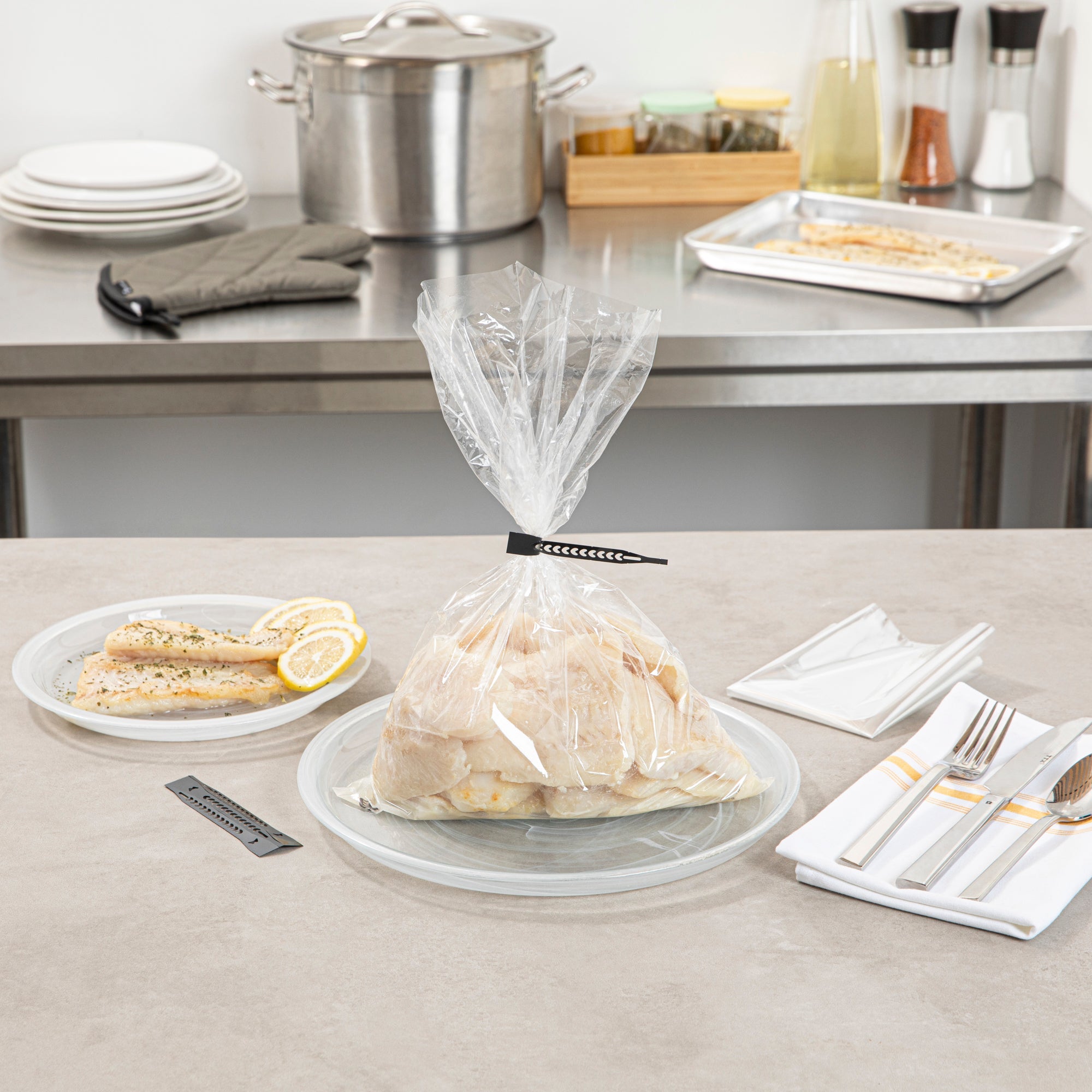 Fresh Hero Clear Plastic Oven Bag - with Ties, BPA-Free - 10" x 15" - 5 count box