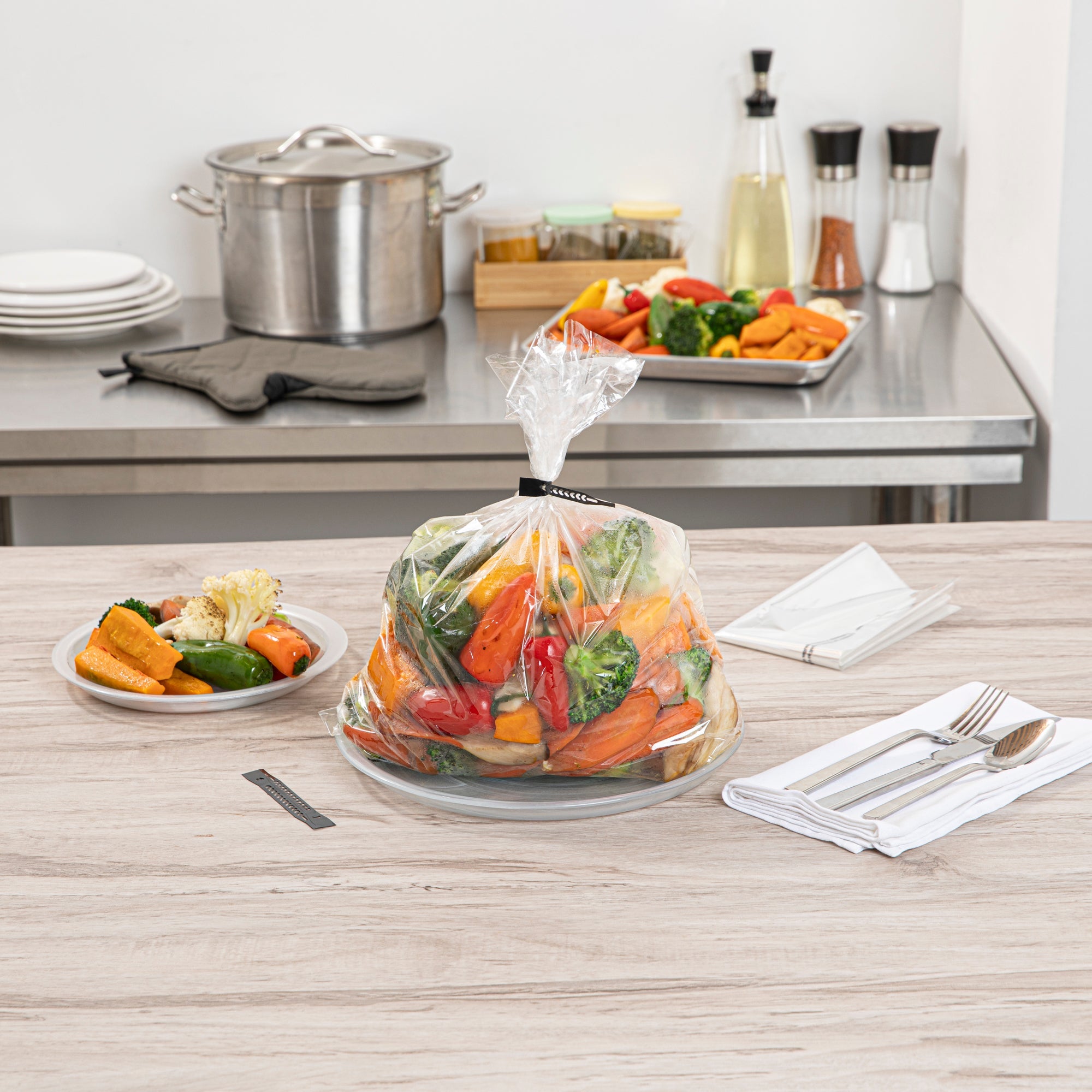 Fresh Hero Clear Plastic Oven Bag - with Ties, BPA-Free - 14" x 17" - 5 count box