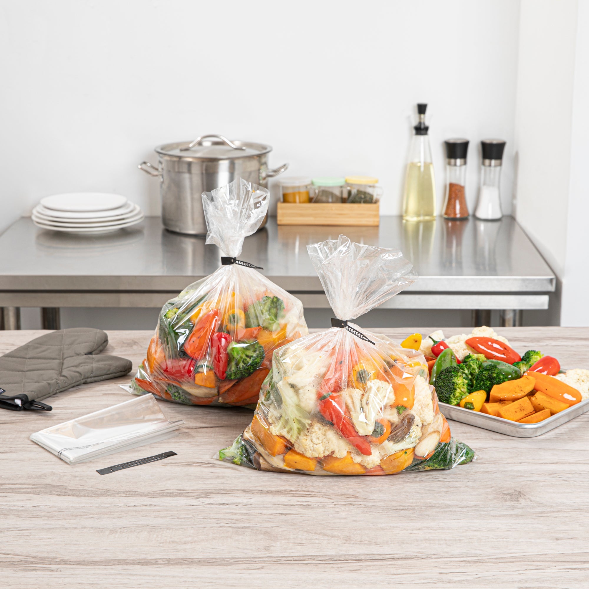 Fresh Hero Clear Plastic Oven Bag - with Ties, BPA-Free - 14" x 17" - 5 count box