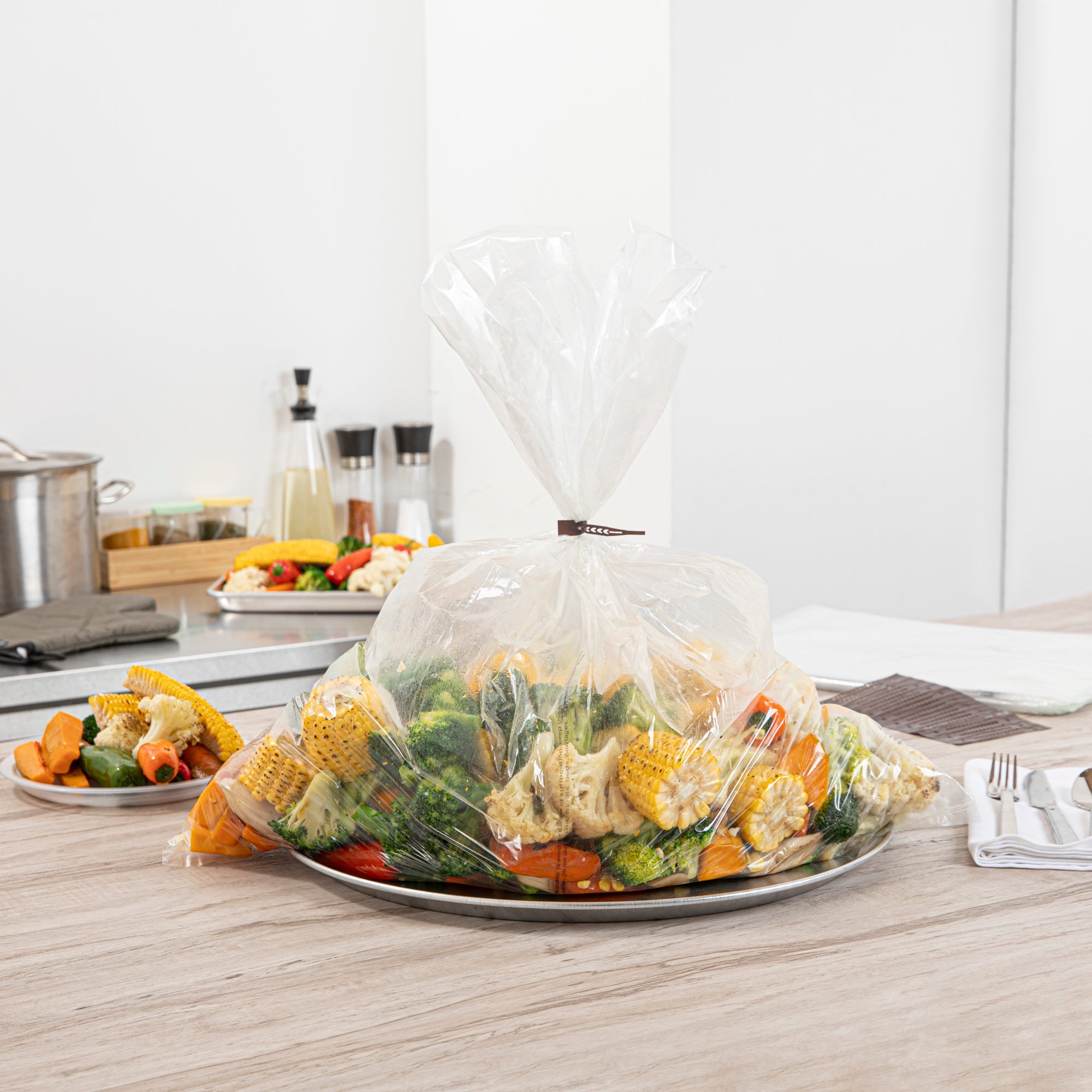 Fresh Hero Clear Nylon Oven Bag - with Ties, BPA-Free, Heavy Duty - 24" x 30" - 50 count box