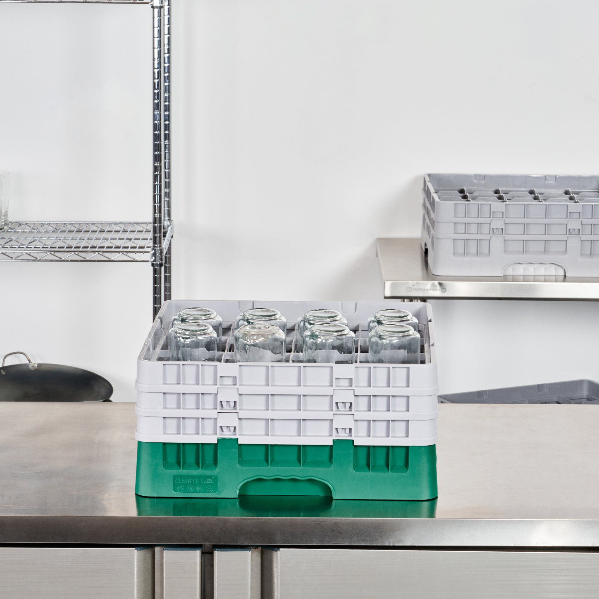 Clean Tek Professional Green Glass Rack - 9 Compartments, 1 Full Drop Extender - 19 3/4" x 19 3/4" x 5 3/4" - 1 count box