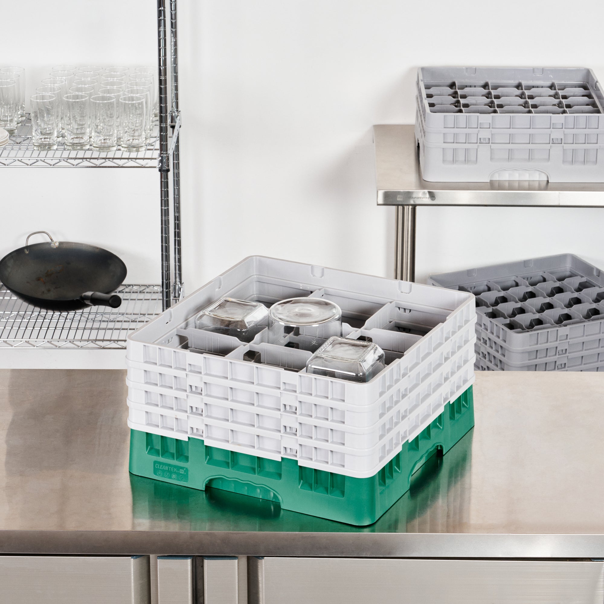 Clean Tek Professional Green Glass Rack - 9 Compartments, 1 Full Drop and 3 Half Drop Extenders - 19 3/4" x 19 3/4" x 10 1/2" - 1 count box