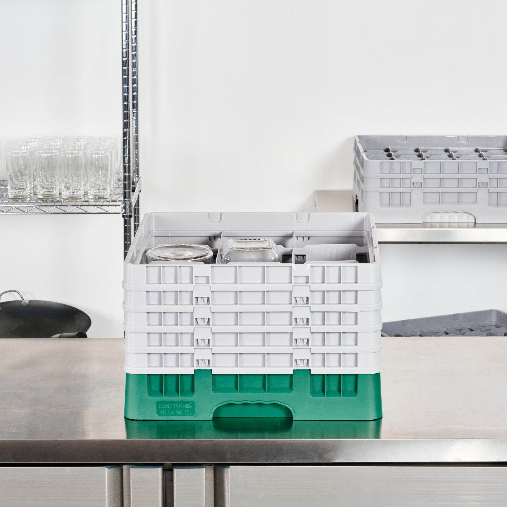 Clean Tek Professional Green Glass Rack - 9 Compartments, 1 Full Drop and 4 Half Drop Extenders - 19 3/4" x 19 3/4" x 12 1/4" - 1 count box