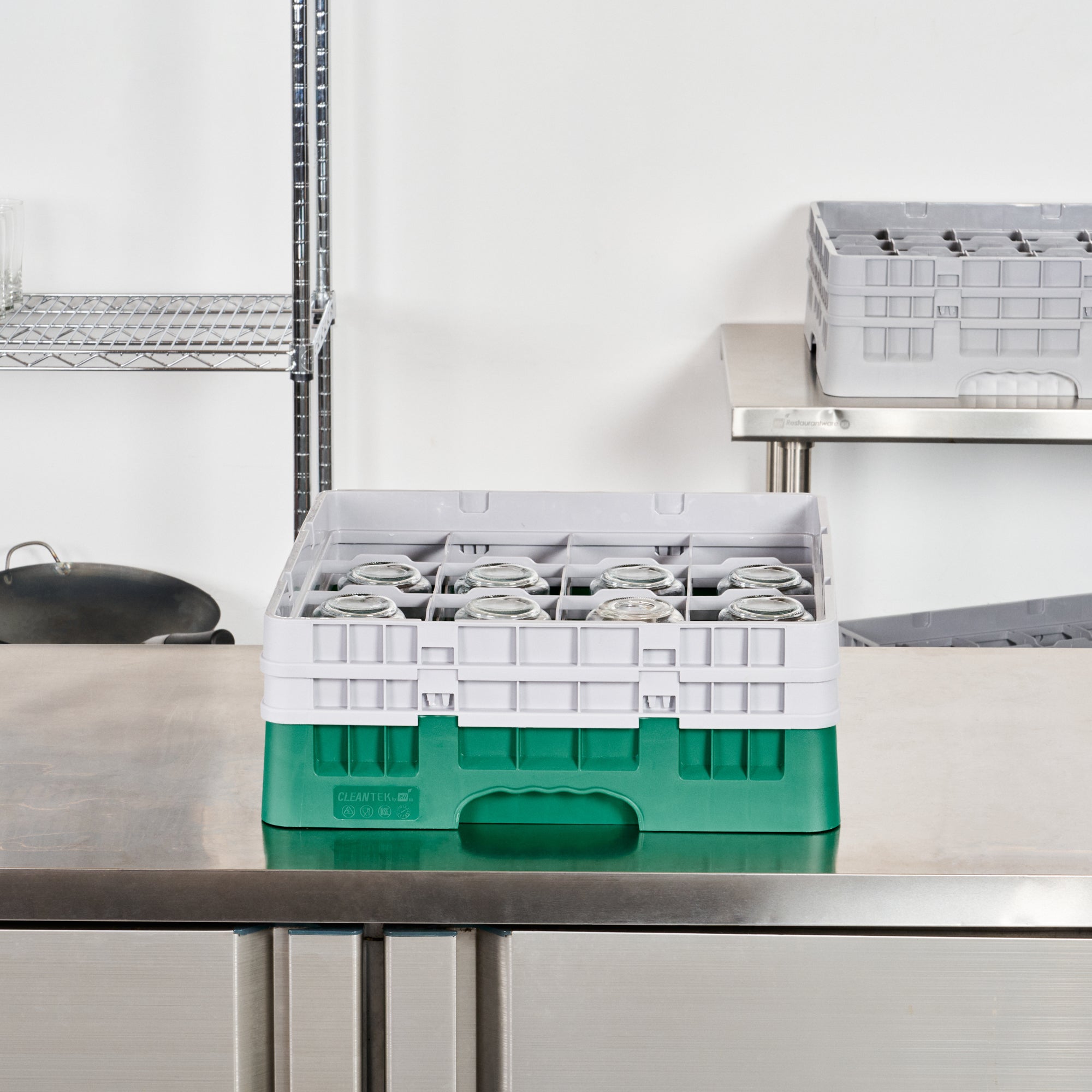 Clean Tek Professional Green Glass Rack - 16 Compartments, 1 Full Drop and 1 Half Drop Extender - 19 3/4" x 19 3/4" x 7 1/4" - 1 count box