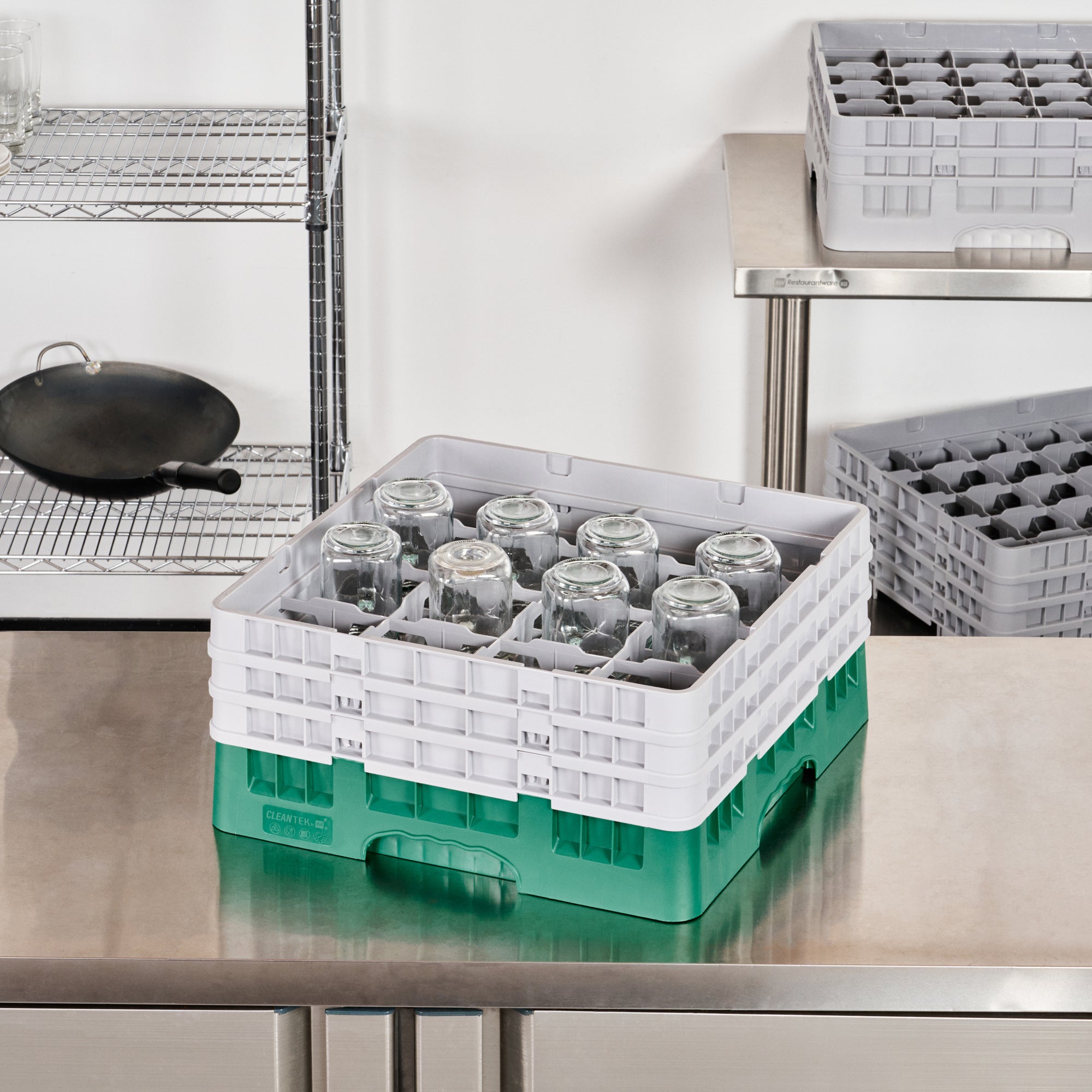 Clean Tek Professional Green Glass Rack - 16 Compartments, 1 Full Drop and 2 Half Drop Extenders - 19 3/4" x 19 3/4" x 8 3/4" - 1 count box