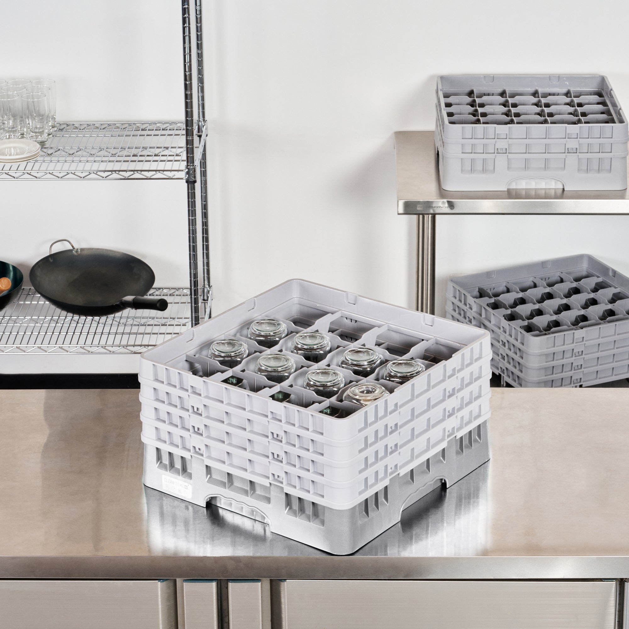 Clean Tek Professional Gray Glass Rack - 16 Compartments, 1 Full Drop and 3 Half Drop Extenders - 19 3/4" x 19 3/4" x 10 1/2" - 1 count box