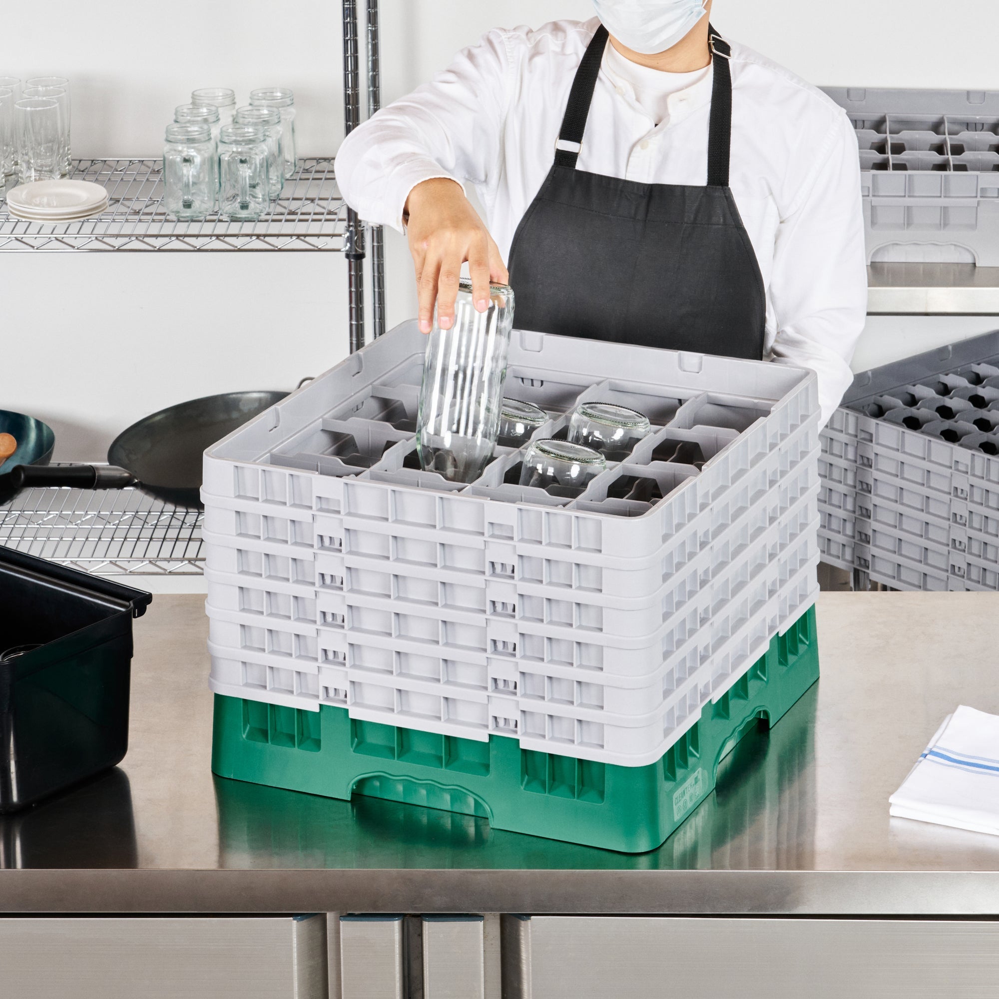 Clean Tek Professional Green Glass Rack - 16 Compartments, 1 Full Drop and 5 Half Drop Extenders - 19 3/4" x 19 3/4" x 13 3/4" - 1 count box