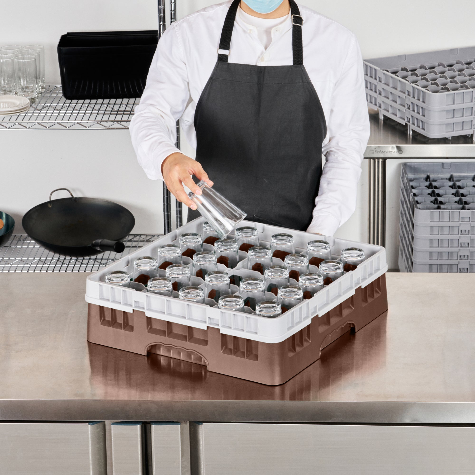 Clean Tek Professional Brown Glass Rack - 25 Compartments, 1 Full Drop Extender - 19 3/4" x 19 3/4" x 5 3/4" - 1 count box