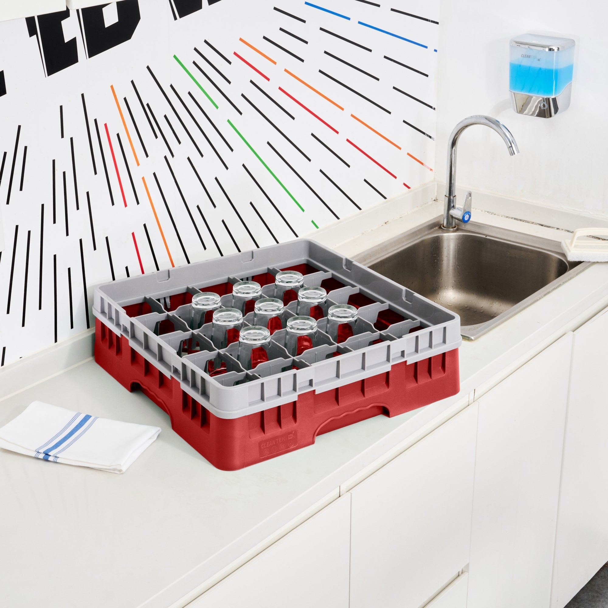 Clean Tek Professional Red Glass Rack - 25 Compartments, 1 Full Drop Extender - 19 3/4" x 19 3/4" x 5 3/4" - 1 count box
