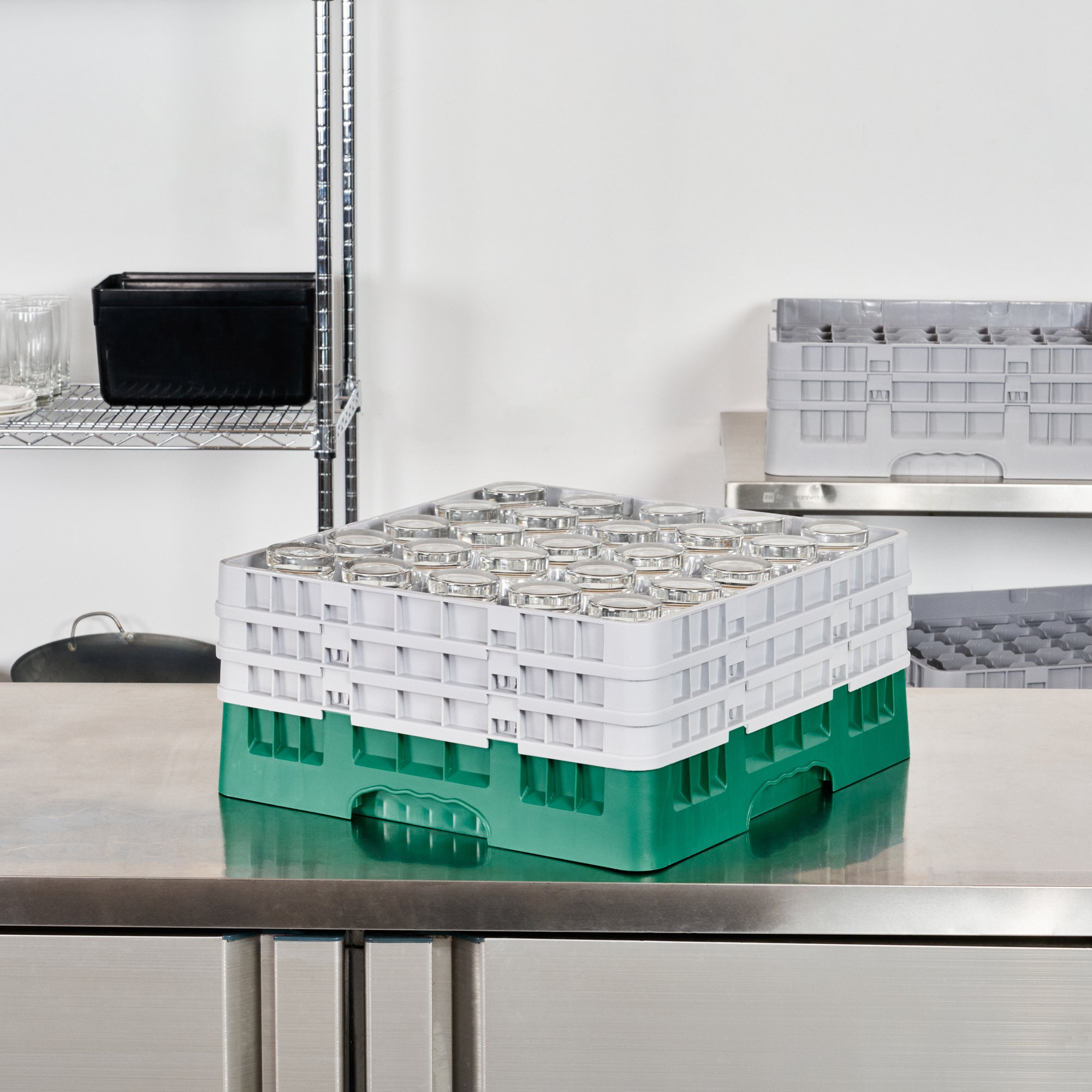 Clean Tek Professional Green Glass Rack - 25 Compartments, 1 Full Drop and 2 Half Drop Extenders - 19 3/4" x 19 3/4" x 8 3/4" - 1 count box