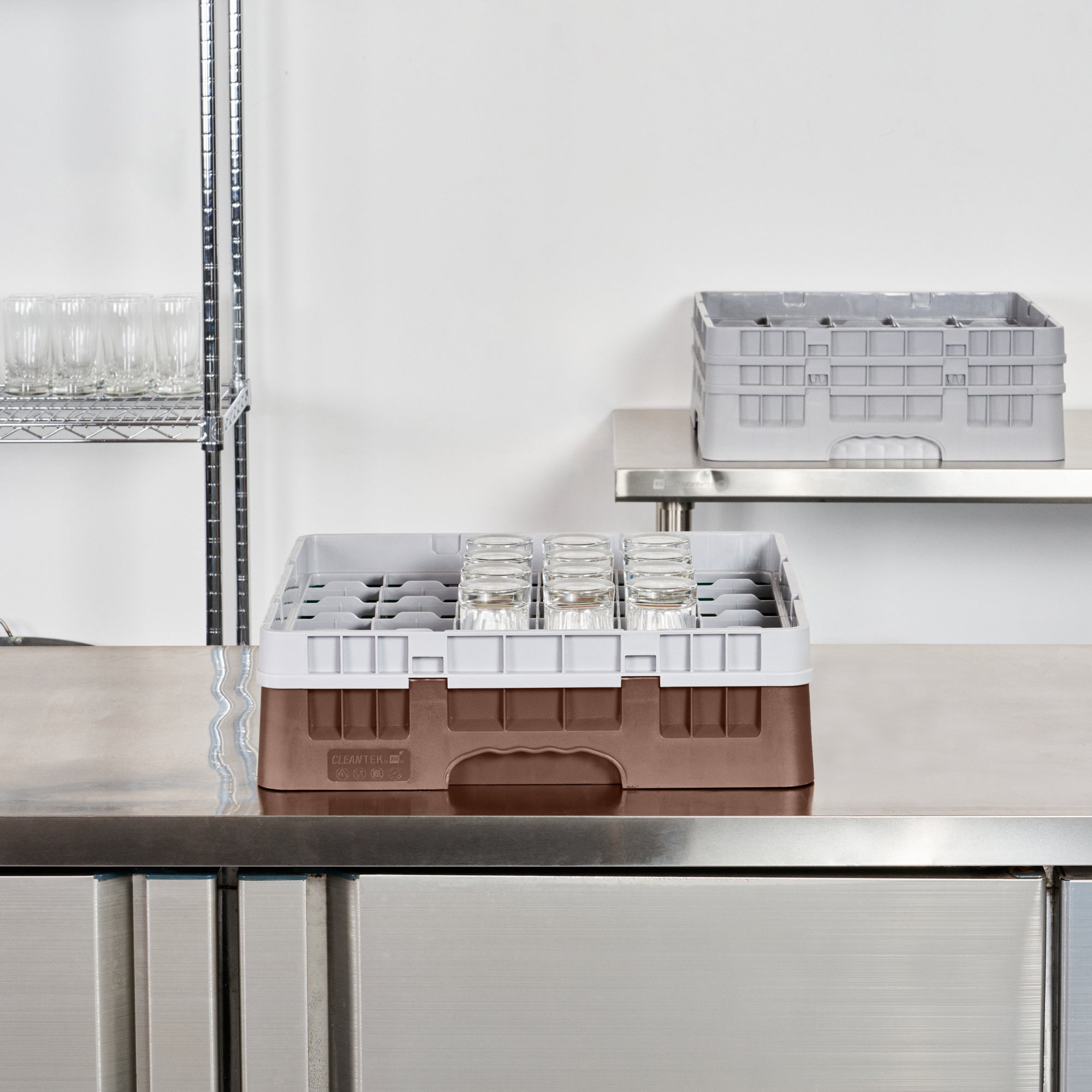 Clean Tek Professional Brown Glass Rack - 36 Compartments, 1 Full Drop Extender - 19 3/4" x 19 3/4" x 5 3/4" - 1 count box