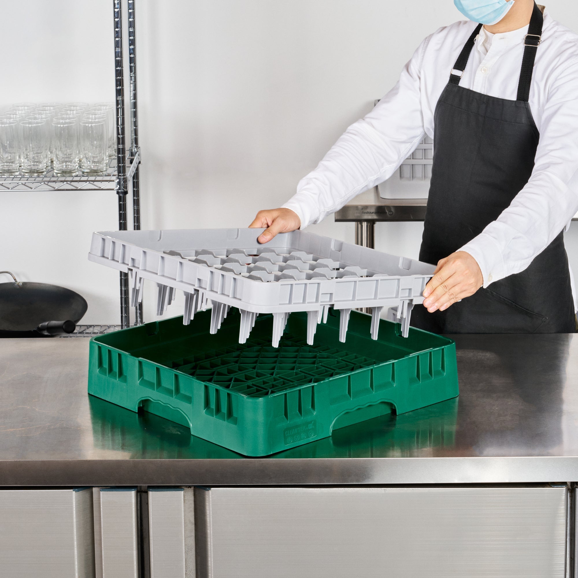 Clean Tek Professional Green Glass Rack - 36 Compartments, 1 Full Drop Extender - 19 3/4" x 19 3/4" x 5 3/4" - 1 count box