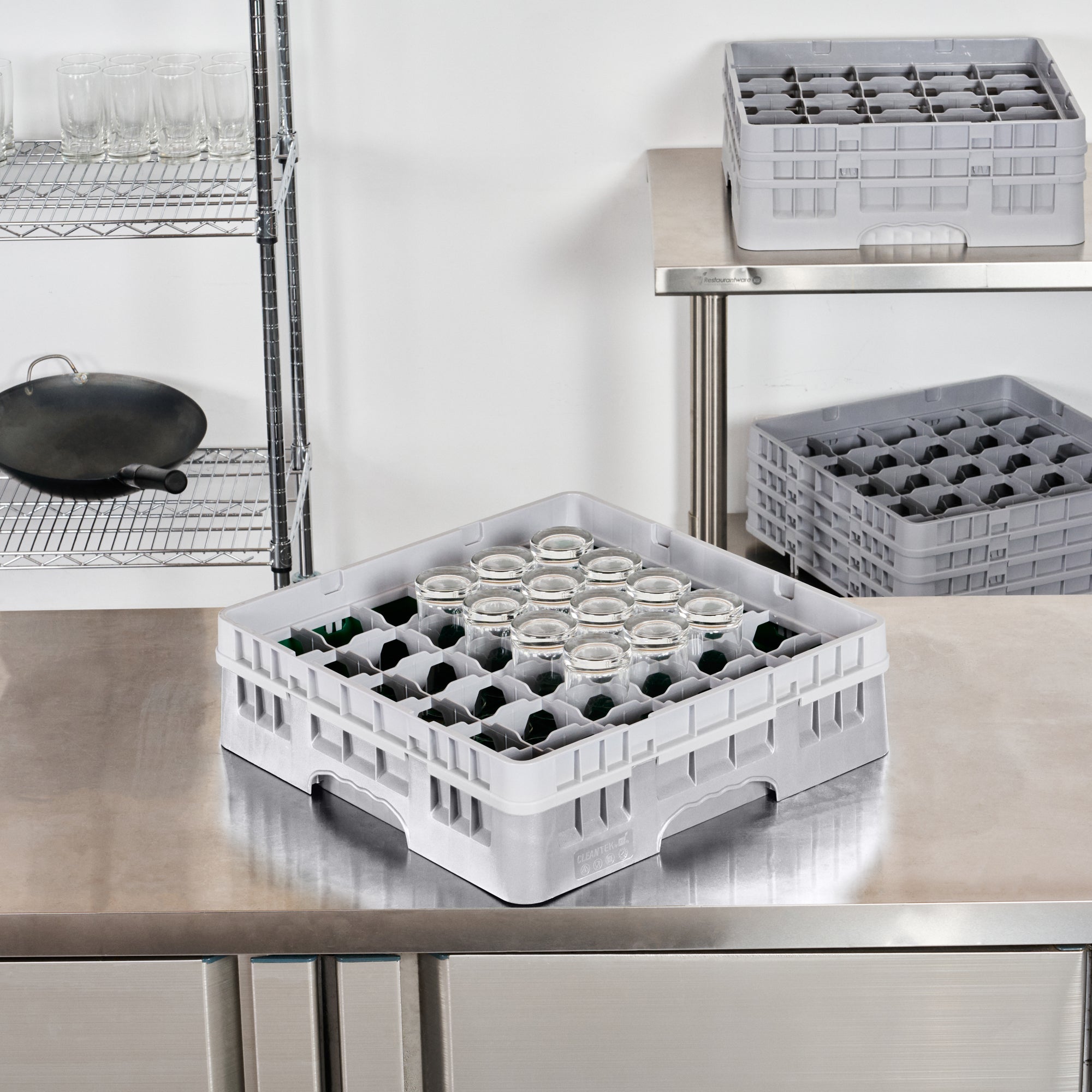 Clean Tek Professional Gray Glass Rack - 36 Compartments, 1 Full Drop Extender - 19 3/4" x 19 3/4" x 5 3/4" - 1 count box