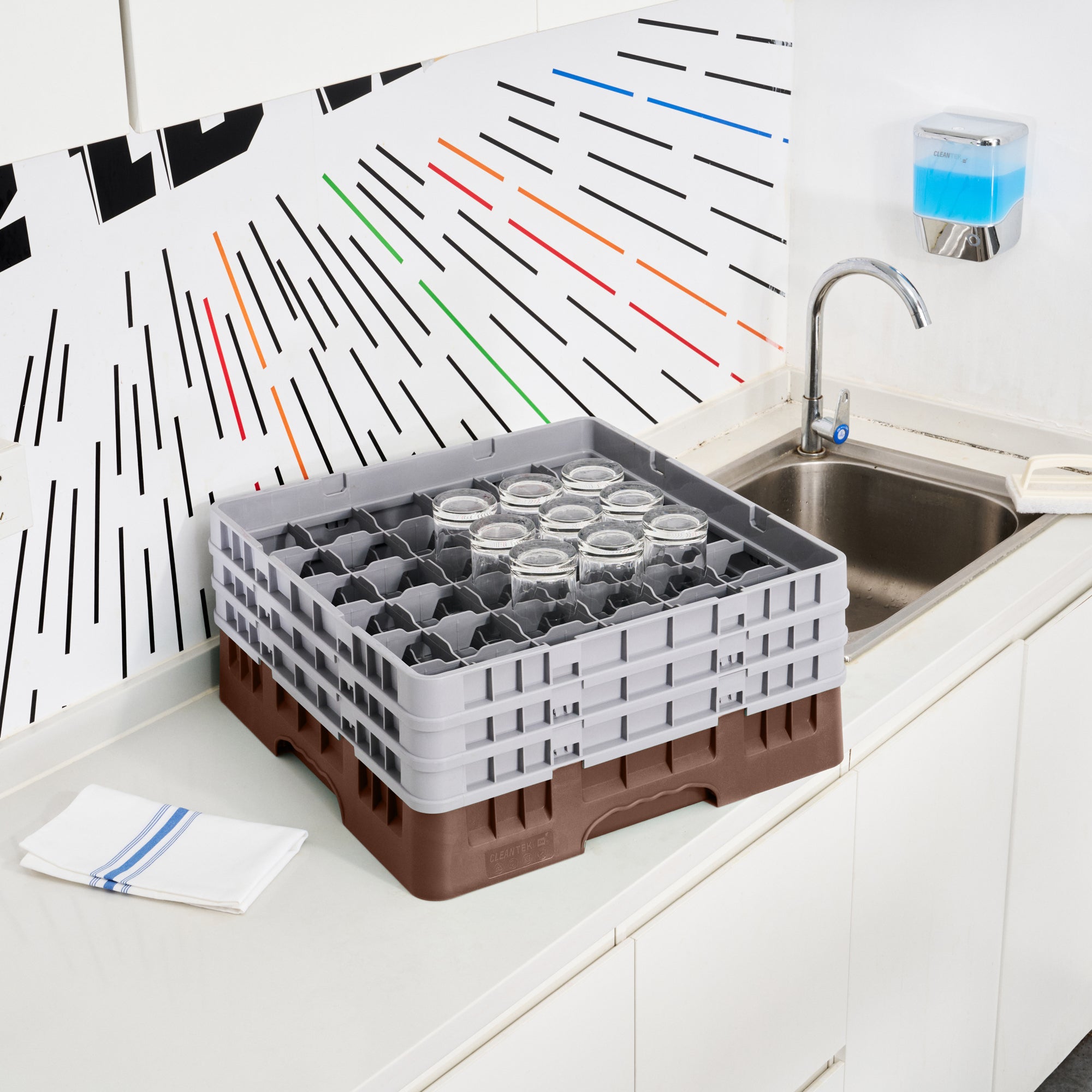 Clean Tek Professional Brown Glass Rack - 36 Compartments, 1 Full Drop and 2 Half Drop Extenders - 19 3/4" x 19 3/4" x 8 3/4" - 1 count box