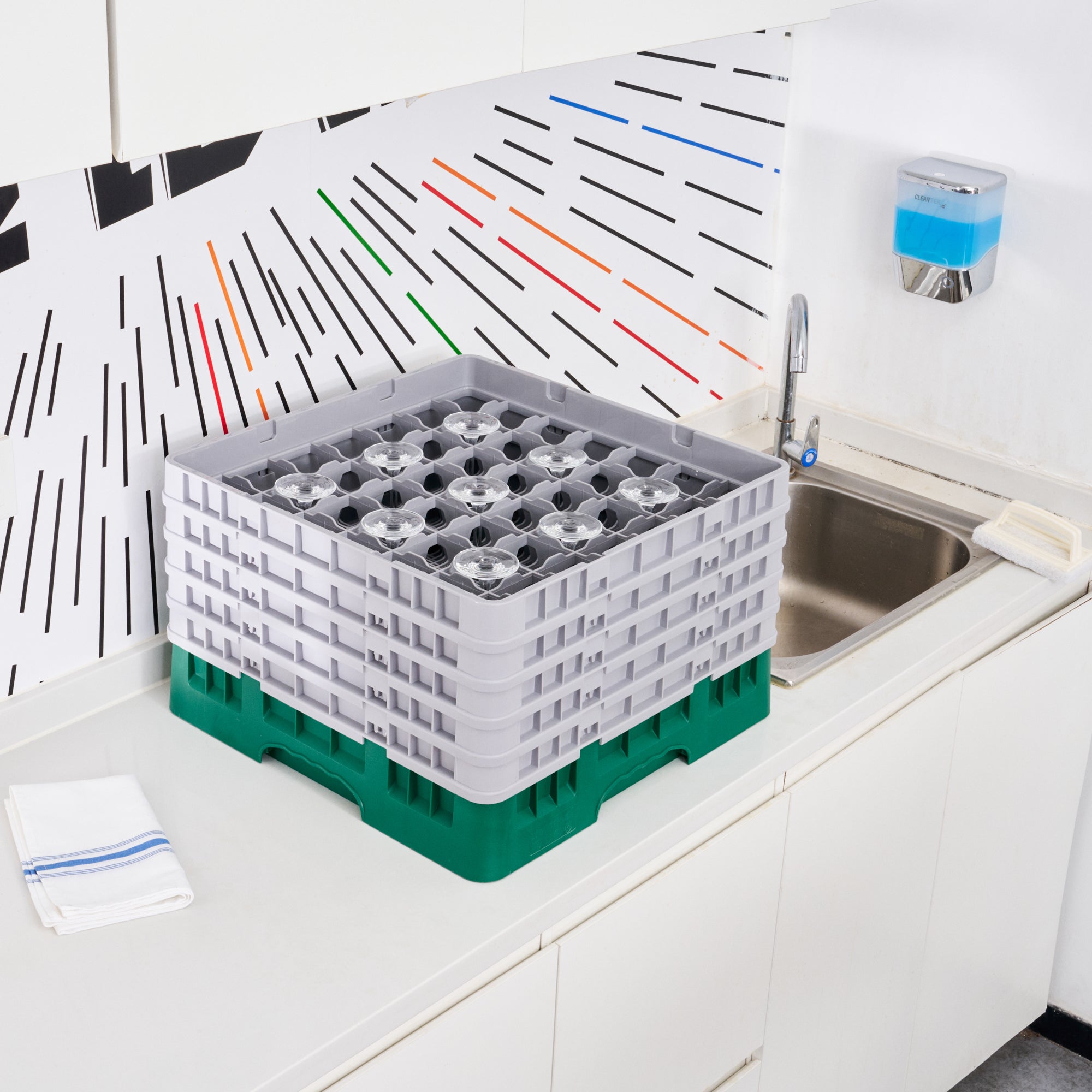 Clean Tek Professional Green Glass Rack - 49 Compartments, 1 Full Drop and 4 Half Drop Extenders - 19 3/4" x 19 3/4" x 12 1/4" - 1 count box
