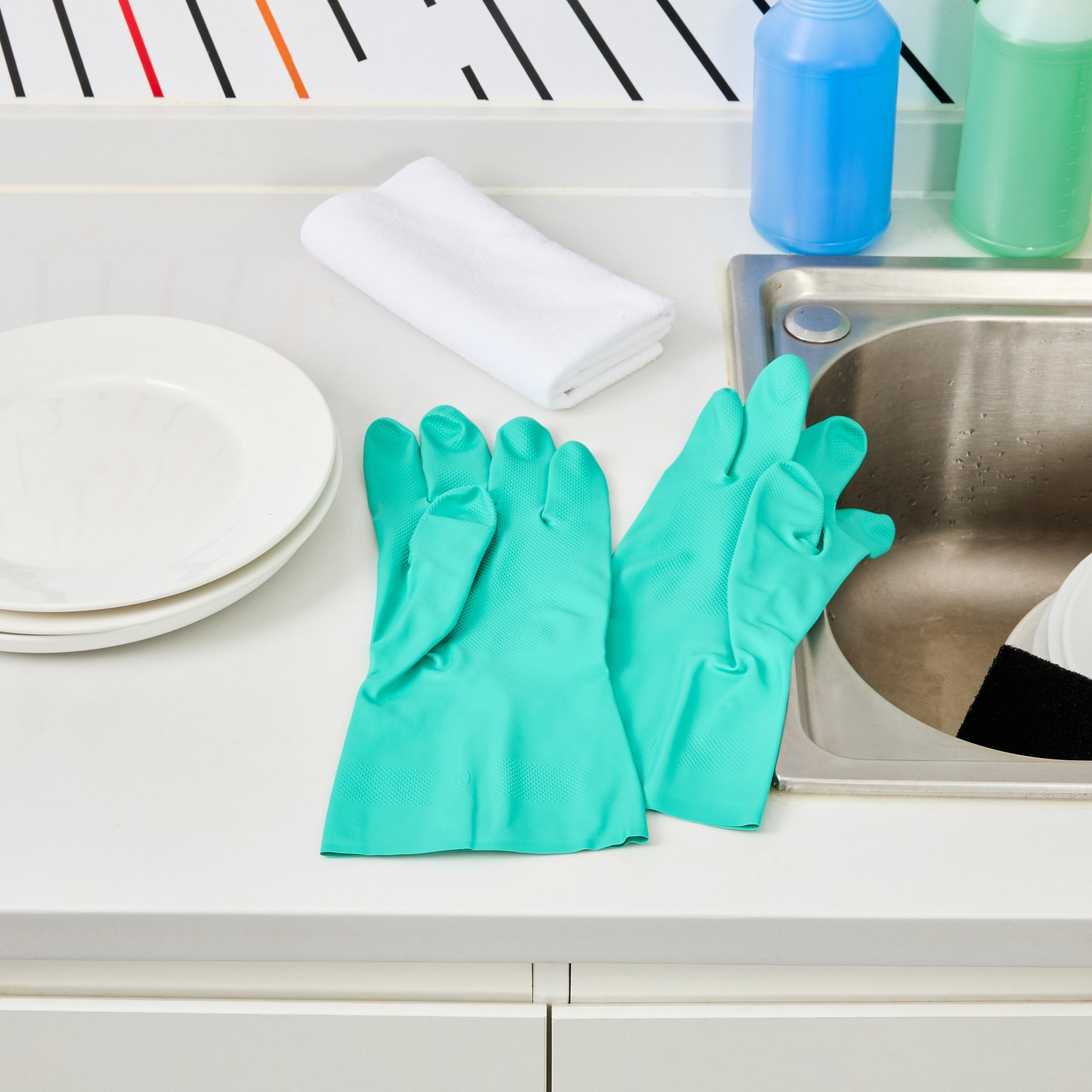 Clean Tek Professional Green Extra Large Nitrile Gloves - 15 mil, Flock Lining, Chemical-Resistant - 13" x 4 3/4" - Pair - 10 count box