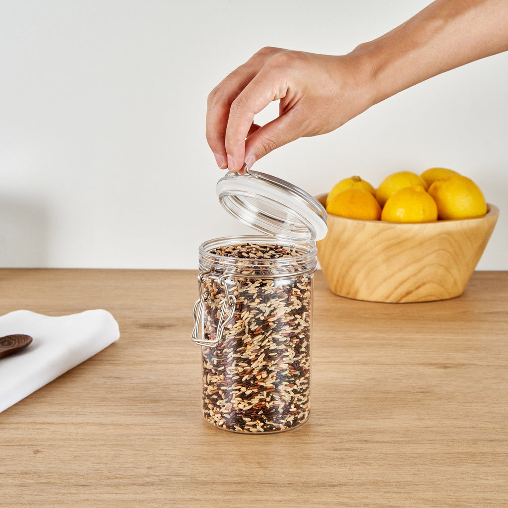 Met Lux 24 oz Round Clear Plastic Storage Jar - with Hinged Lid - 3 1/2" x 3 1/2" x 6" - 2 count box