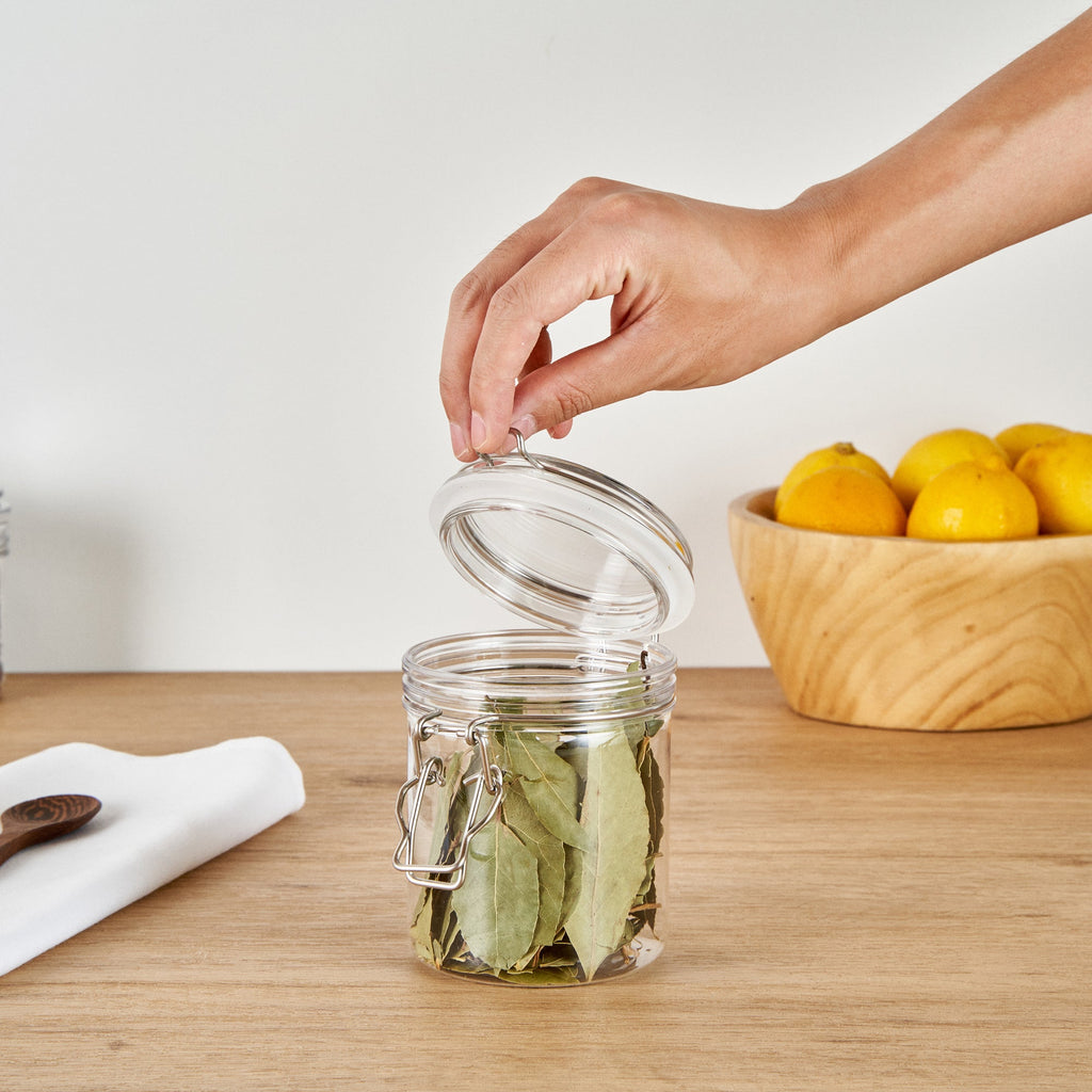 Met Lux 17 oz Round Clear Plastic Storage Jar - with Hinged Lid - 3 1/2" x 3 1/2" x 4 1/2" - 20 count box
