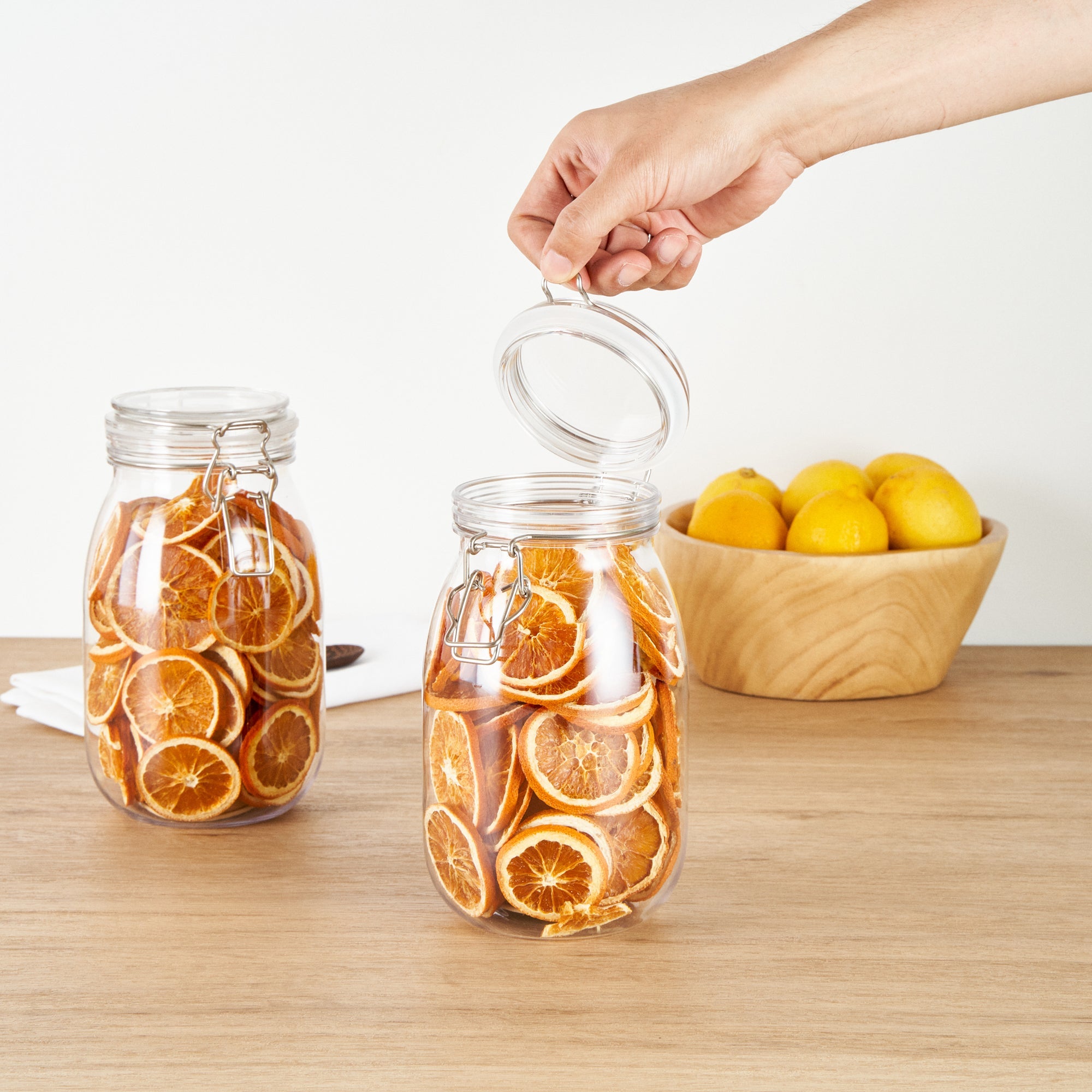 Met Lux 56 oz Round Clear Plastic Storage Jar - with Hinged Lid - 4 3/4" x 4 3/4" x 8 1/4" - 20 count box