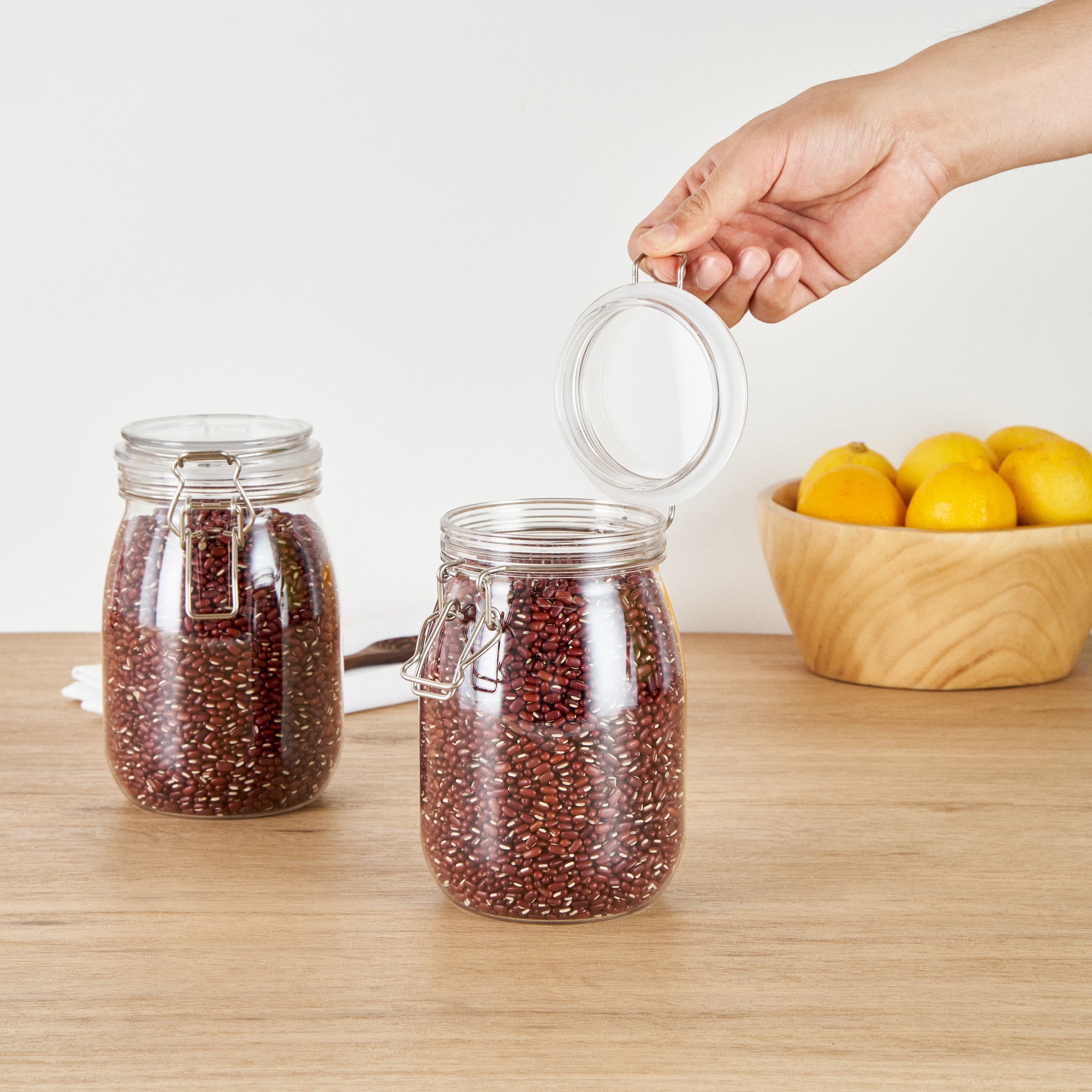 Met Lux 39 oz Round Clear Plastic Storage Jar - with Hinged Lid - 4 1/4" x 4 1/4" x 7" - 2 count box