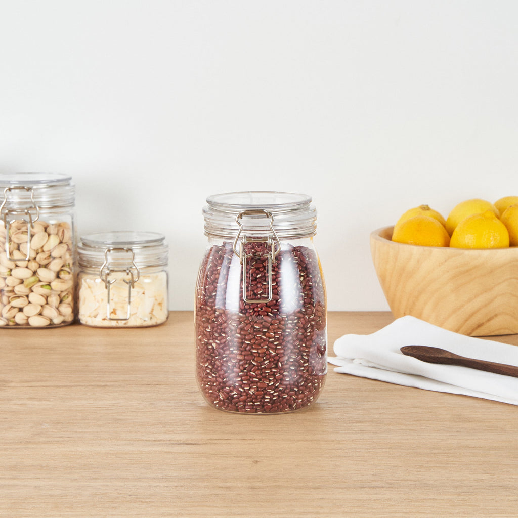 Met Lux 39 oz Round Clear Plastic Storage Jar - with Hinged Lid - 4 1/4" x 4 1/4" x 7" - 20 count box