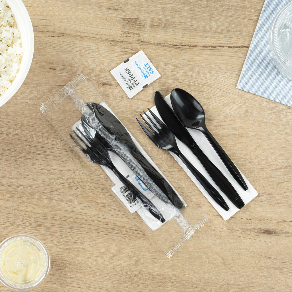 Chef 101 Black Plastic Cutlery Set - with Napkin and Salt / Pepper Packets, Medium Weight, Wrapped - 6 1/2" - 250 count box