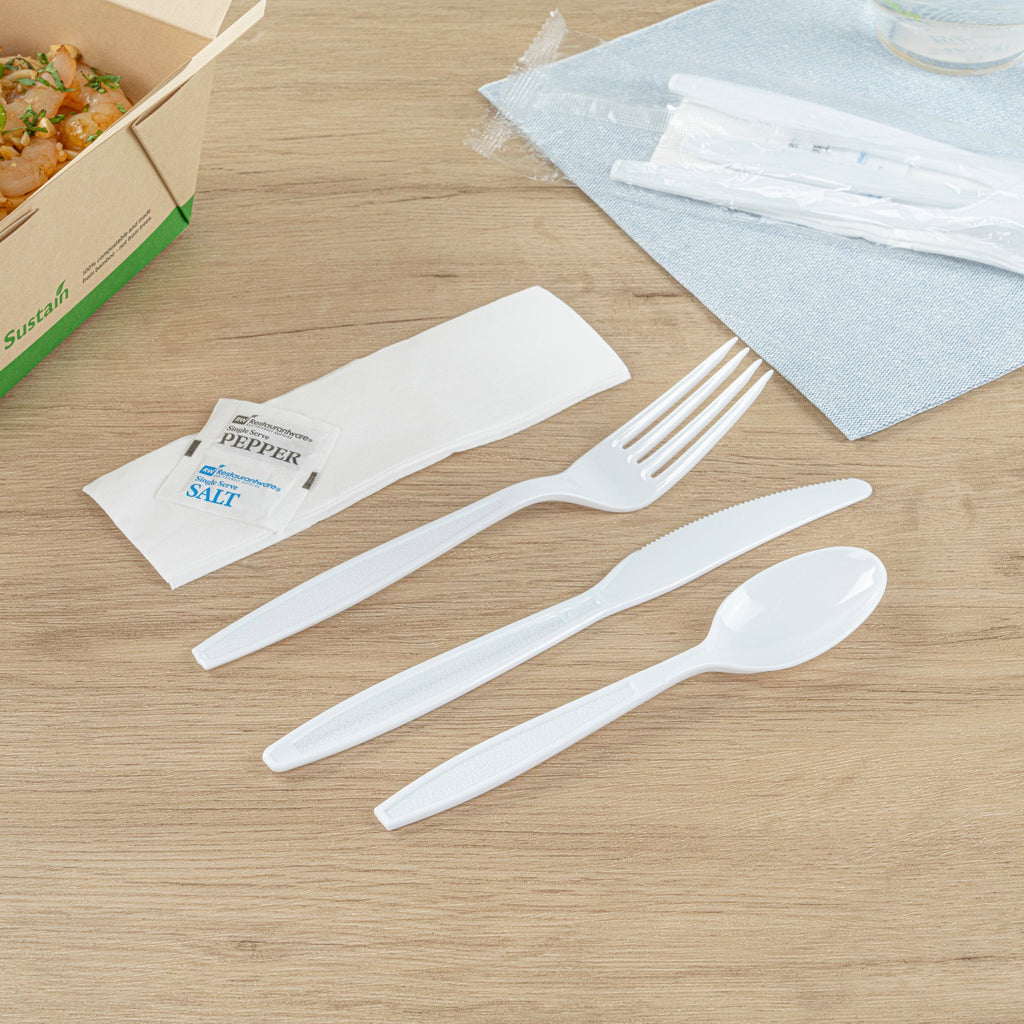 Chef 101 White Plastic Cutlery Set - with Napkin and Salt / Pepper Packets, Extra Heavy Weight, Wrapped - 7 1/2" - 250 count box