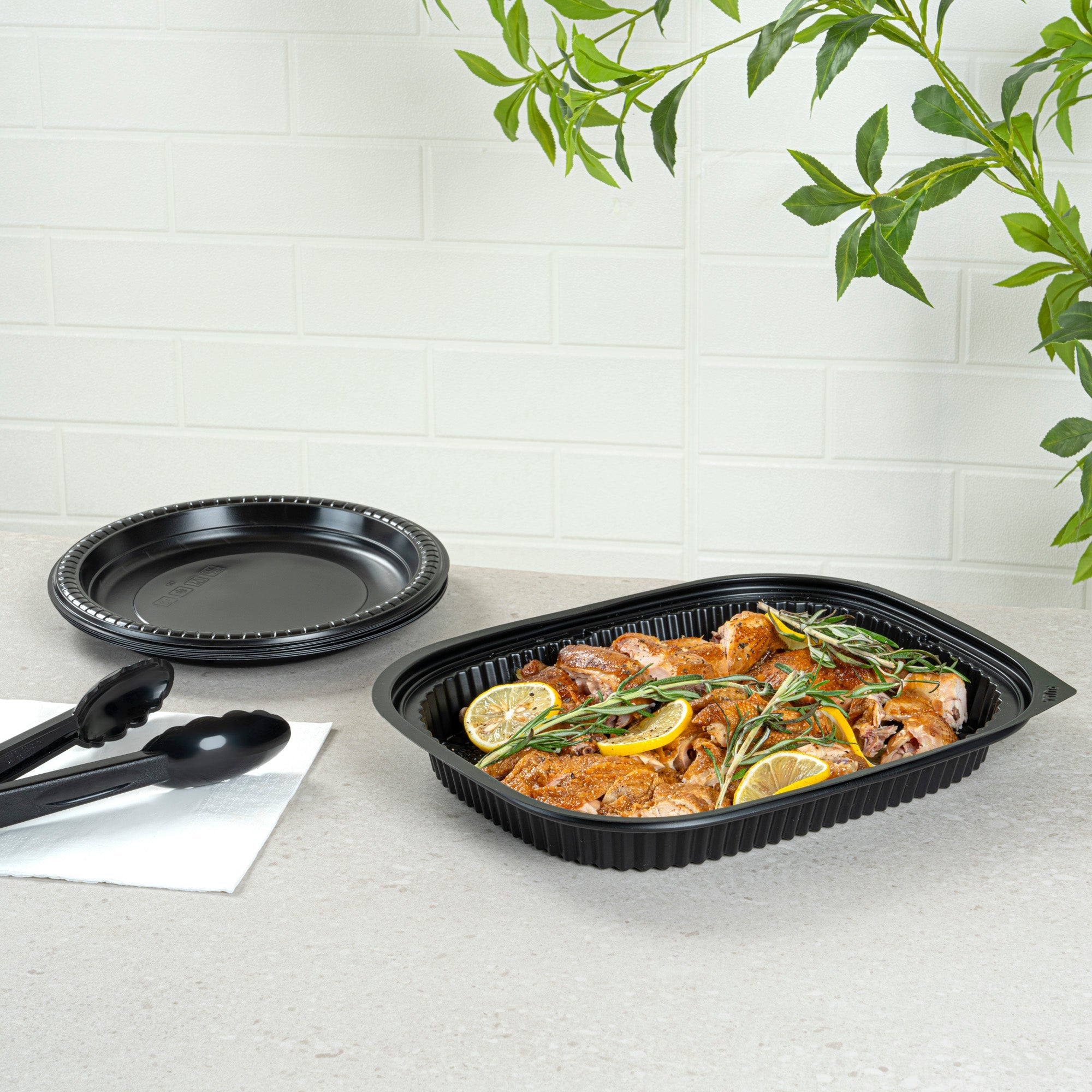 Chef 101 59 oz Rectangle Black Plastic Food Container - Microwavable - 13 1/2" x 9 1/2" x 1 1/2" - 100 count box