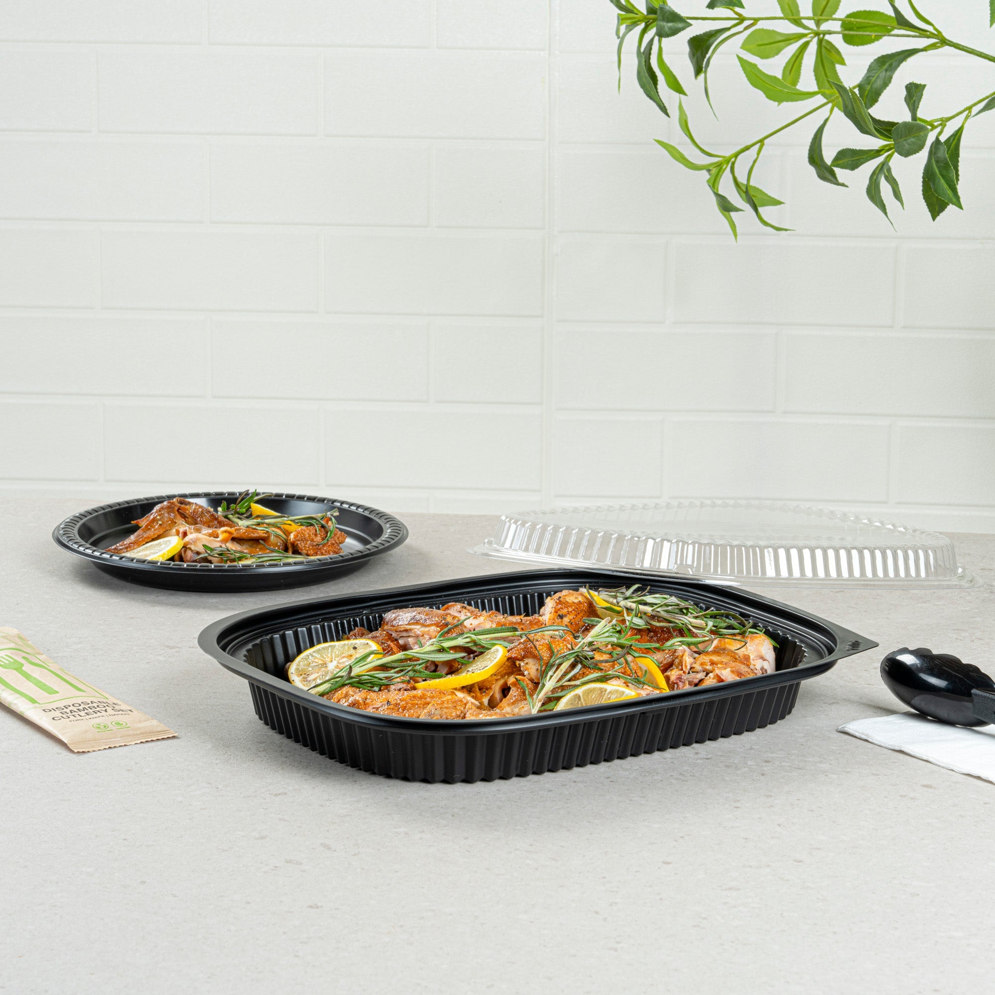 Chef 101 59 oz Rectangle Black Plastic Food Container - Microwavable - 13 1/2" x 9 1/2" x 1 1/2" - 100 count box