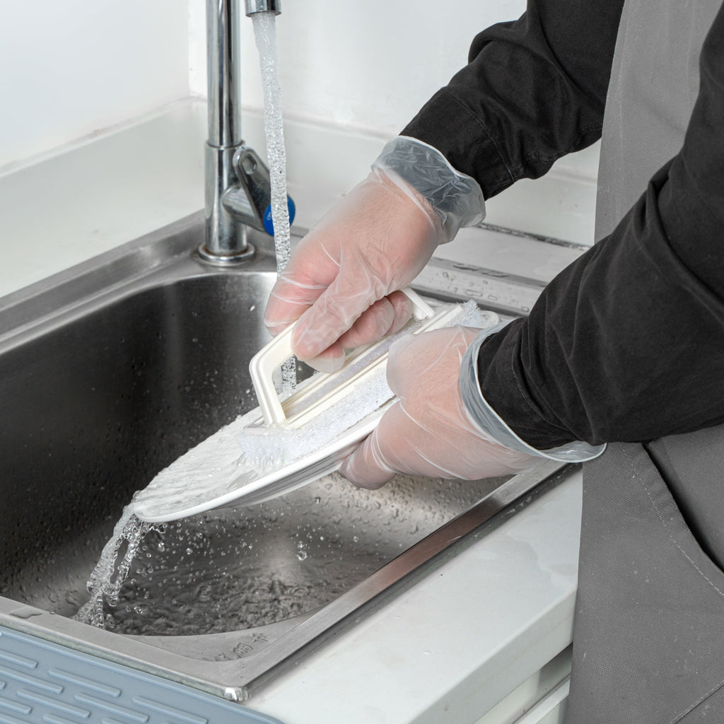 Serve Secure Clear Small Vinyl Gloves - Powder-Free, Latex-Free - 9" x 3 1/4" - 100 count box