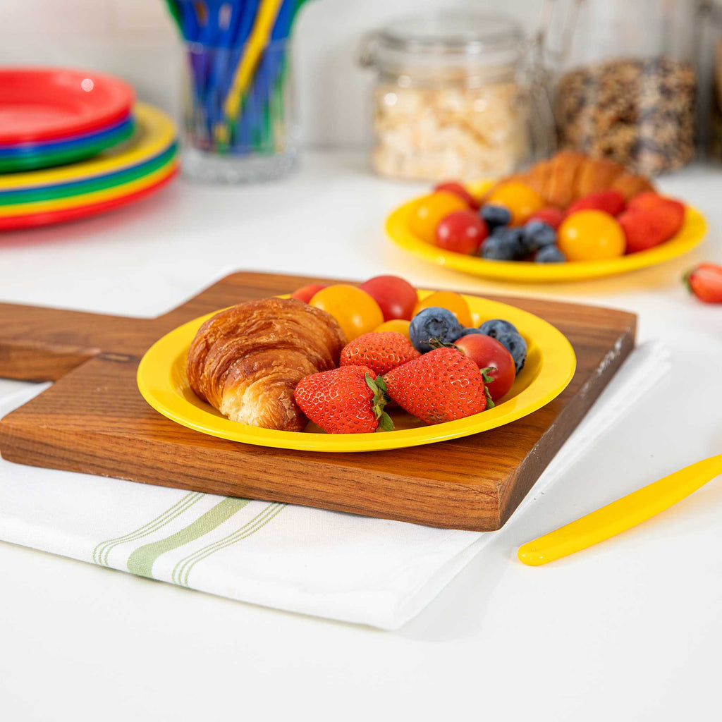 RW Kids Round Yellow Plastic Plate - 6 3/4" x 6 3/4" - 10 count box