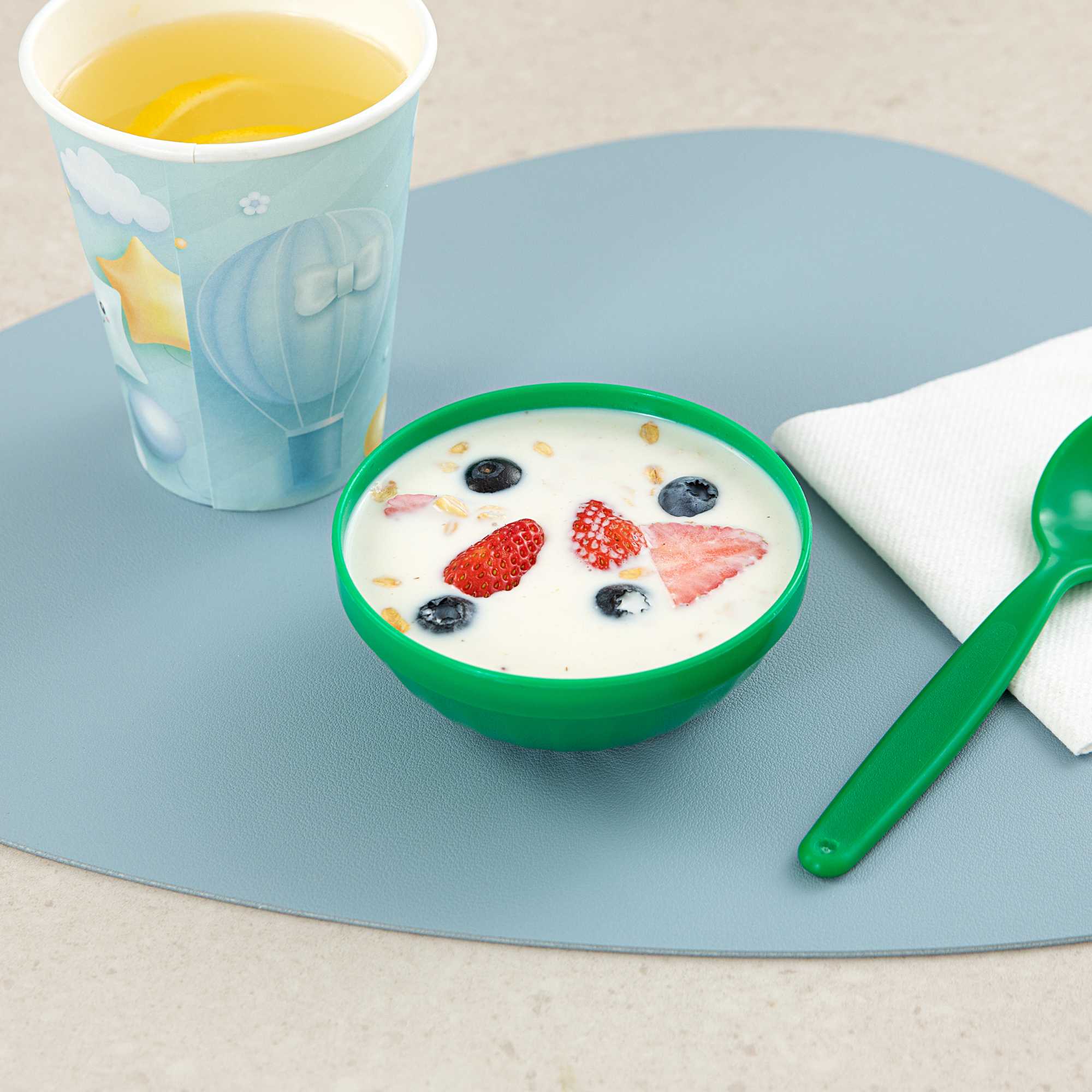 RW Kids 7 oz Round Green Plastic Bowl - 4" x 4" x 7" - 10 count box